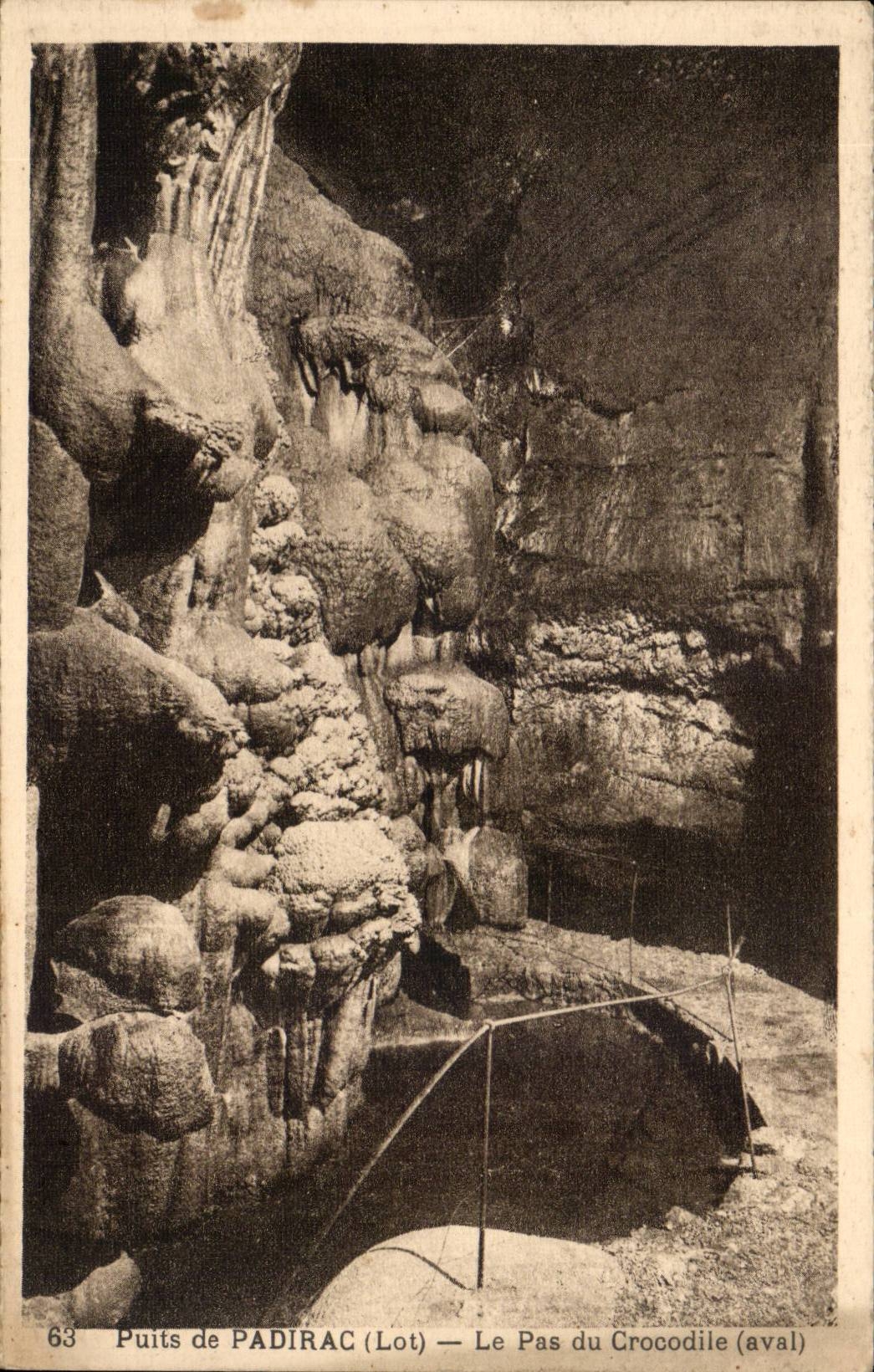 Well of Padirac CPA the step of the crocodile