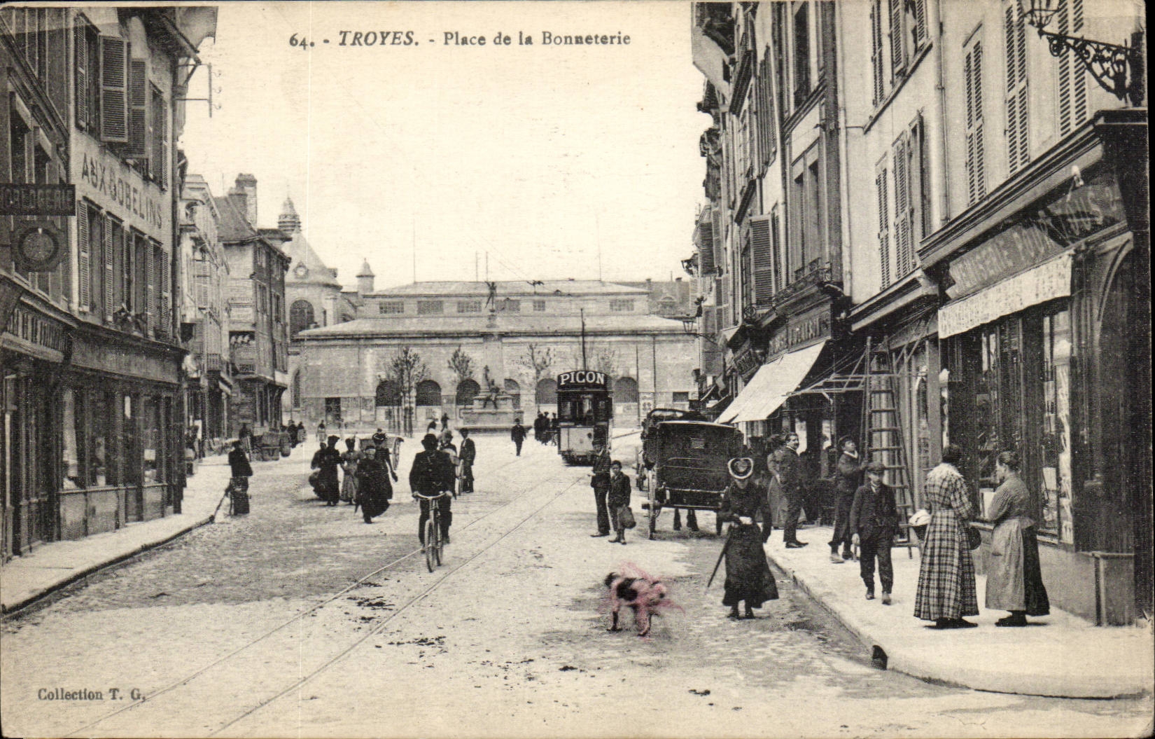 Troyes CPA places hosiery