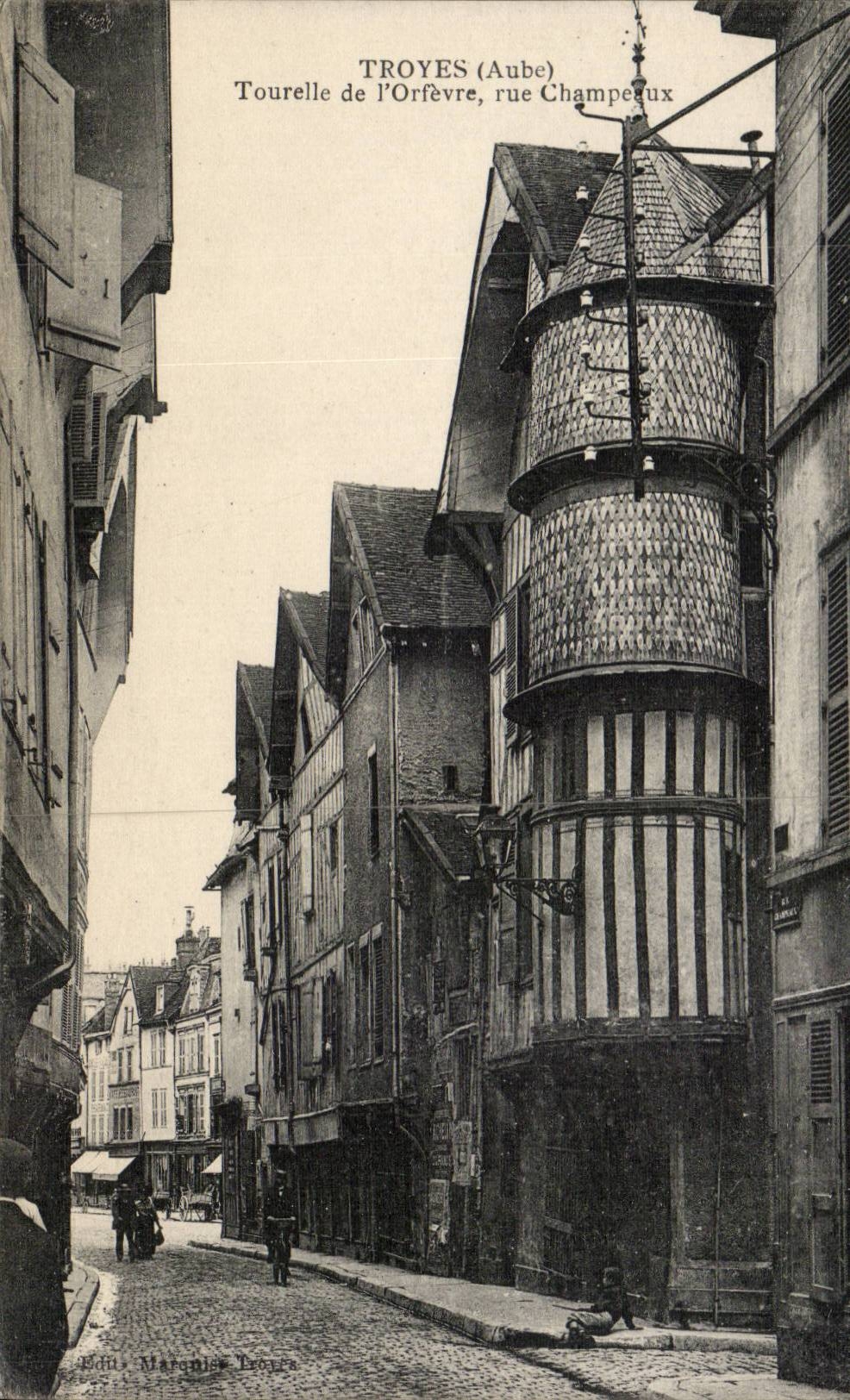 Troyes CPA Turret of the goldsmith Street Champereux