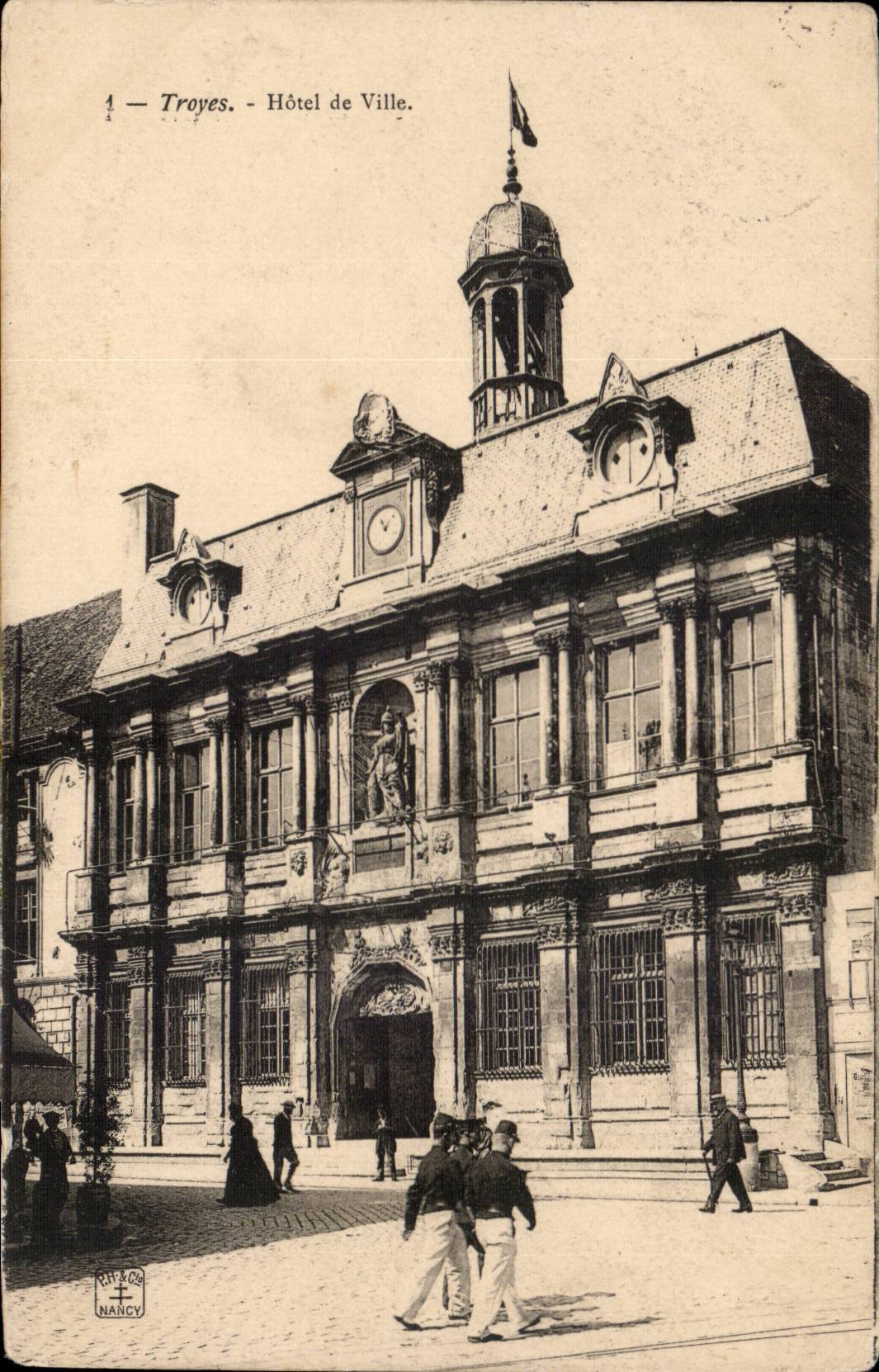 Troyes CPA Town hall