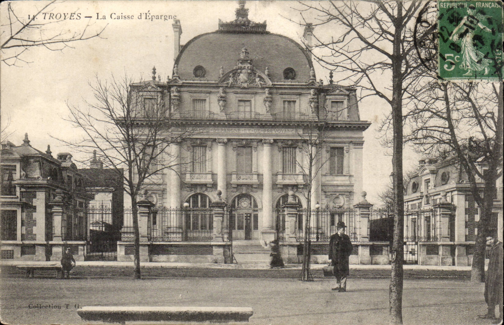 Troyes - the Savings bank - CPA