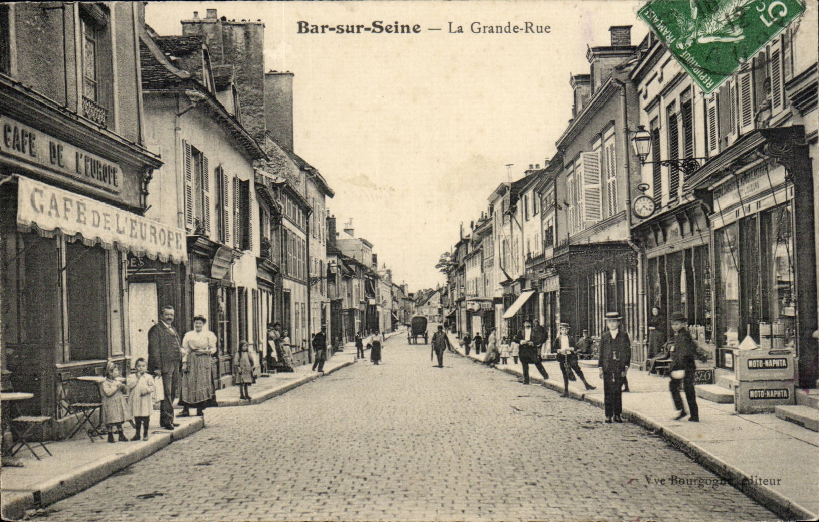 Bar on the Seine CPA main street