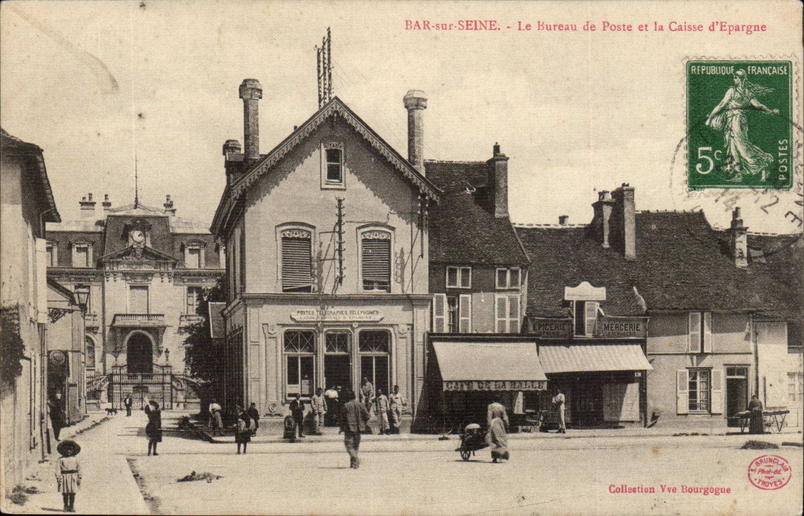 Bar On the Seine CPA the post office and the savings bank