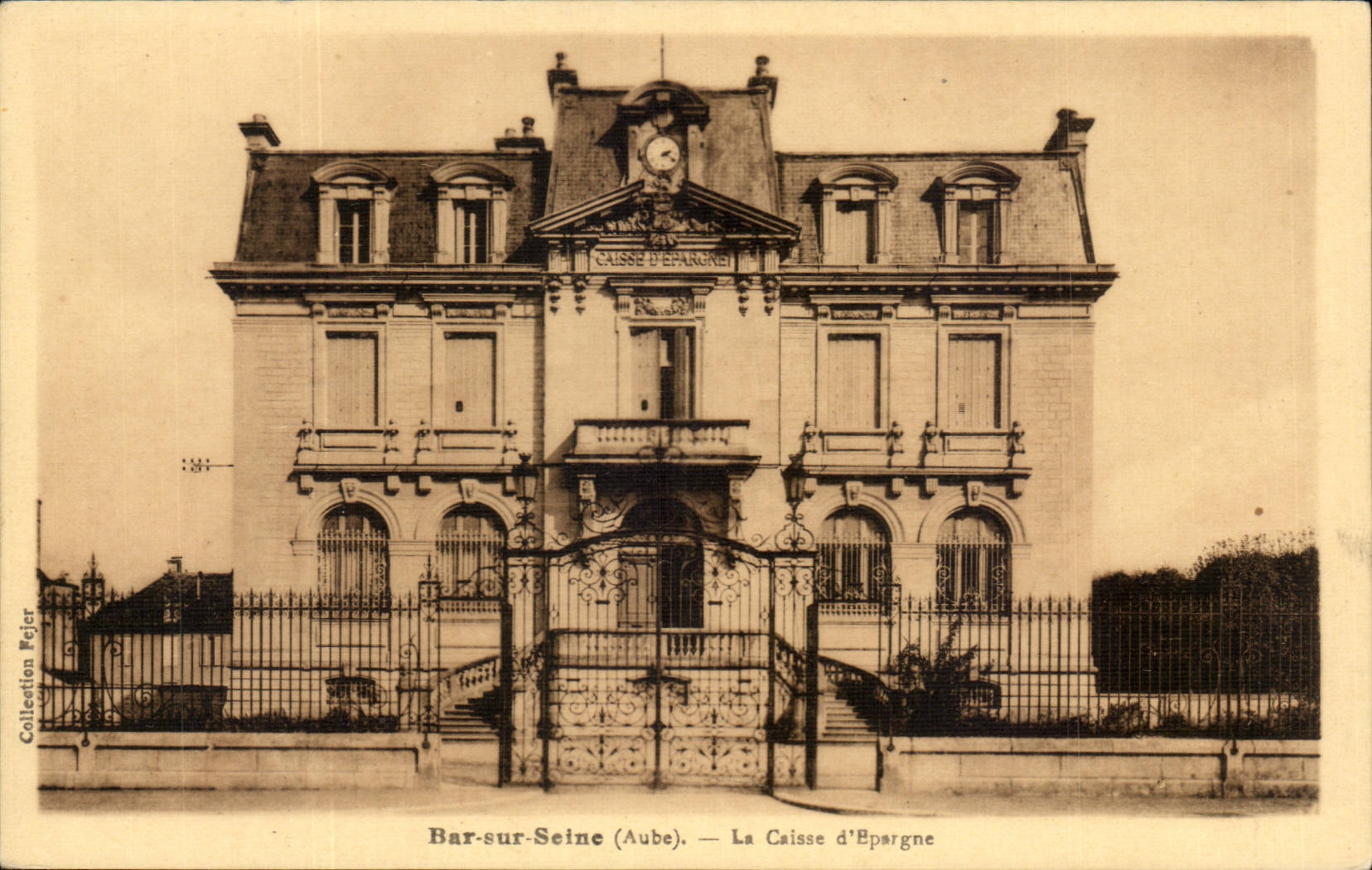 Bar on the Seine CPA the savings bank