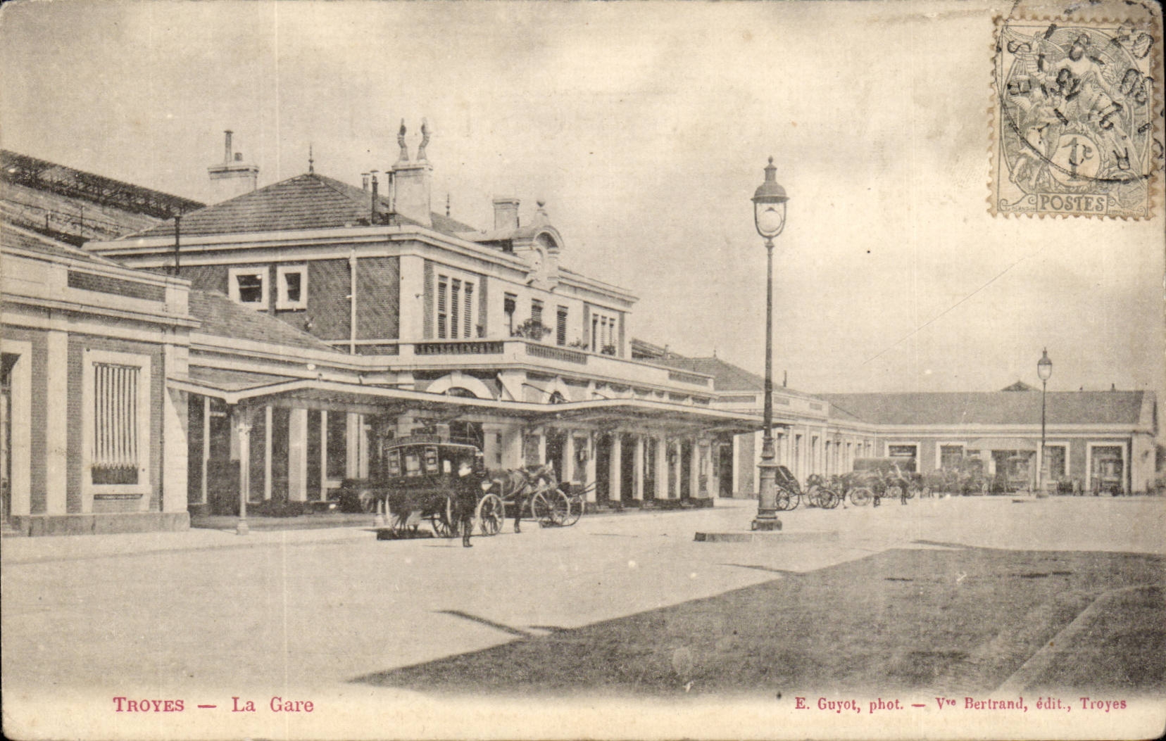Troyes CPA Train station