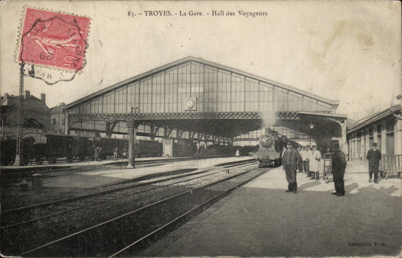 Troyes CPA Train station Hall of the travellers