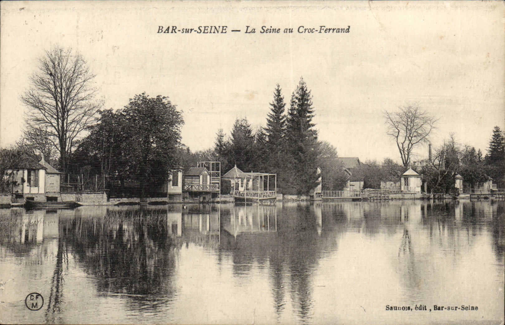 Stab auf dem Seine CPA der Seine mit dem Ferrand Haken