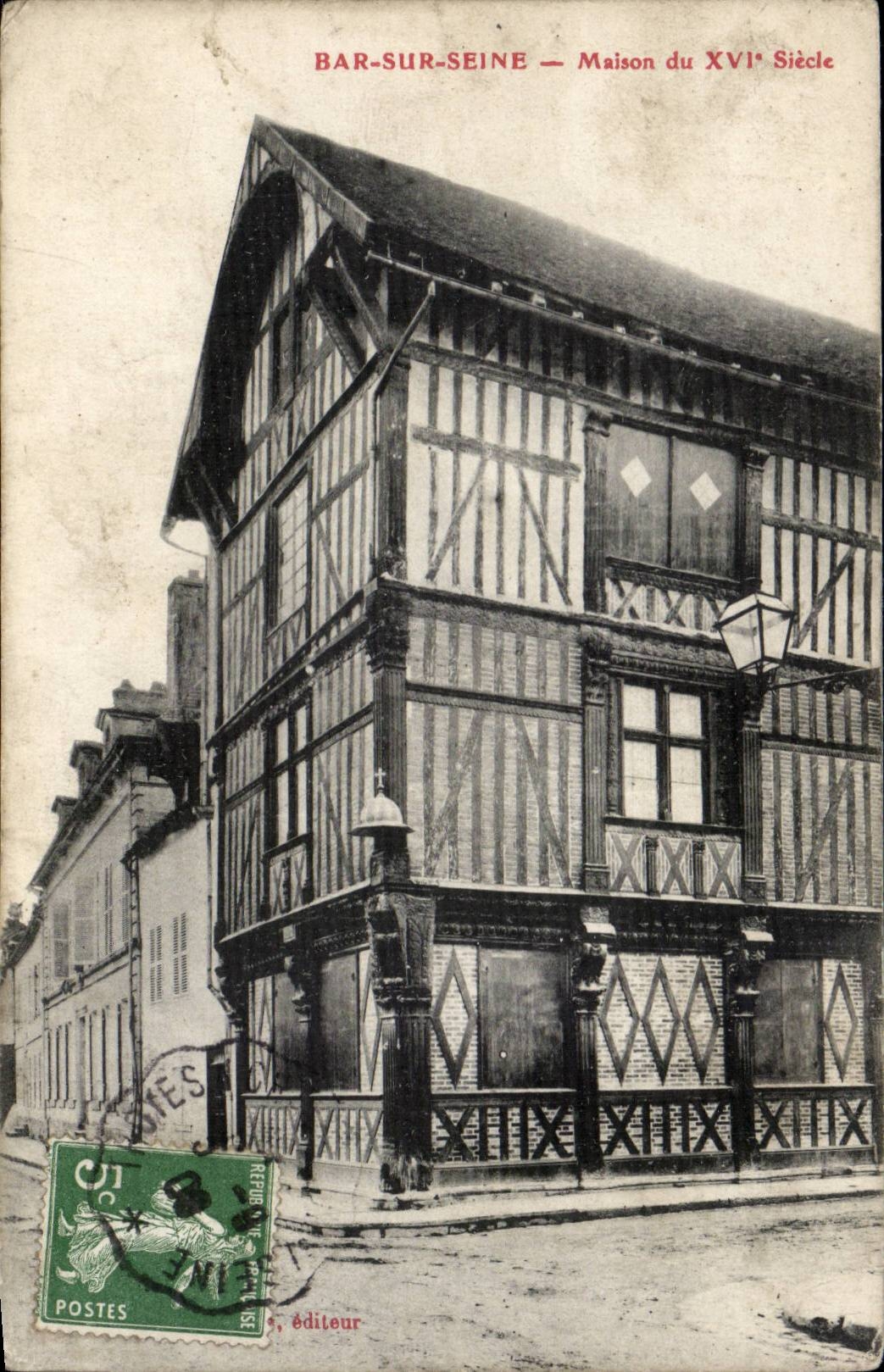 Stab auf dem Haus Seine-CPA von 16