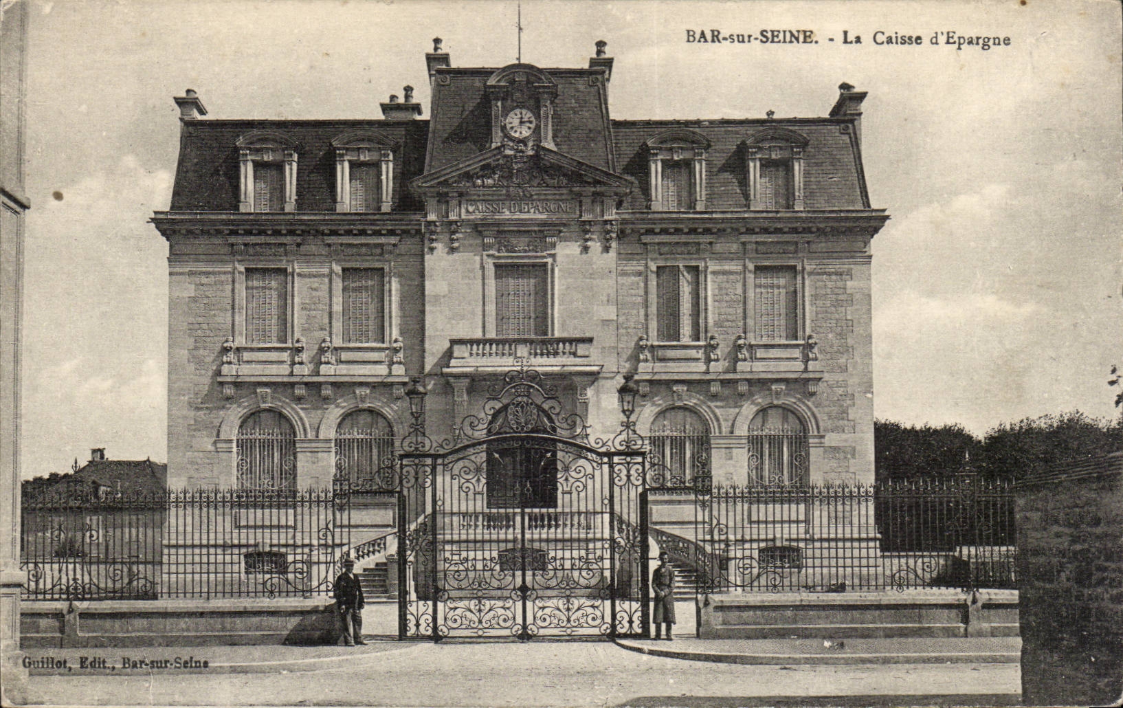 Bar sweats the Seine - the Savings bank - CPA