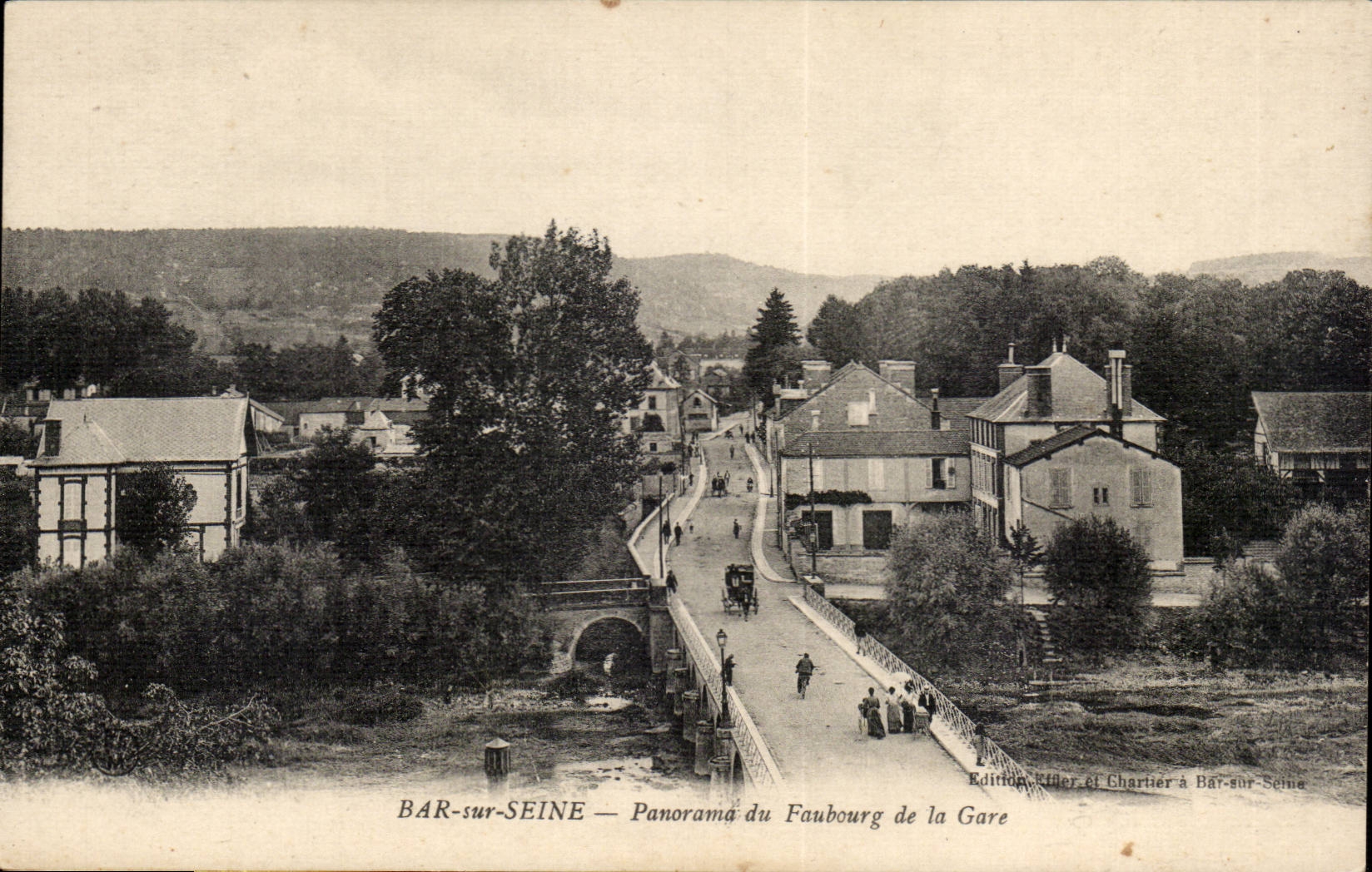 Bar sweats the Seine - Panorama of Suburb of the Station - CPA