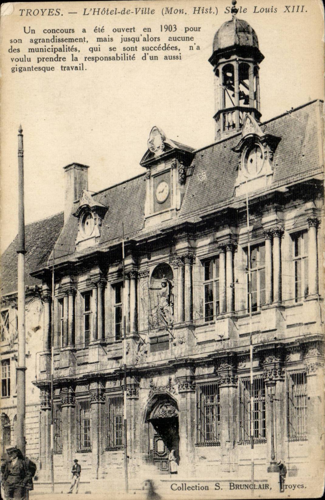 Troyes CPA Town hall