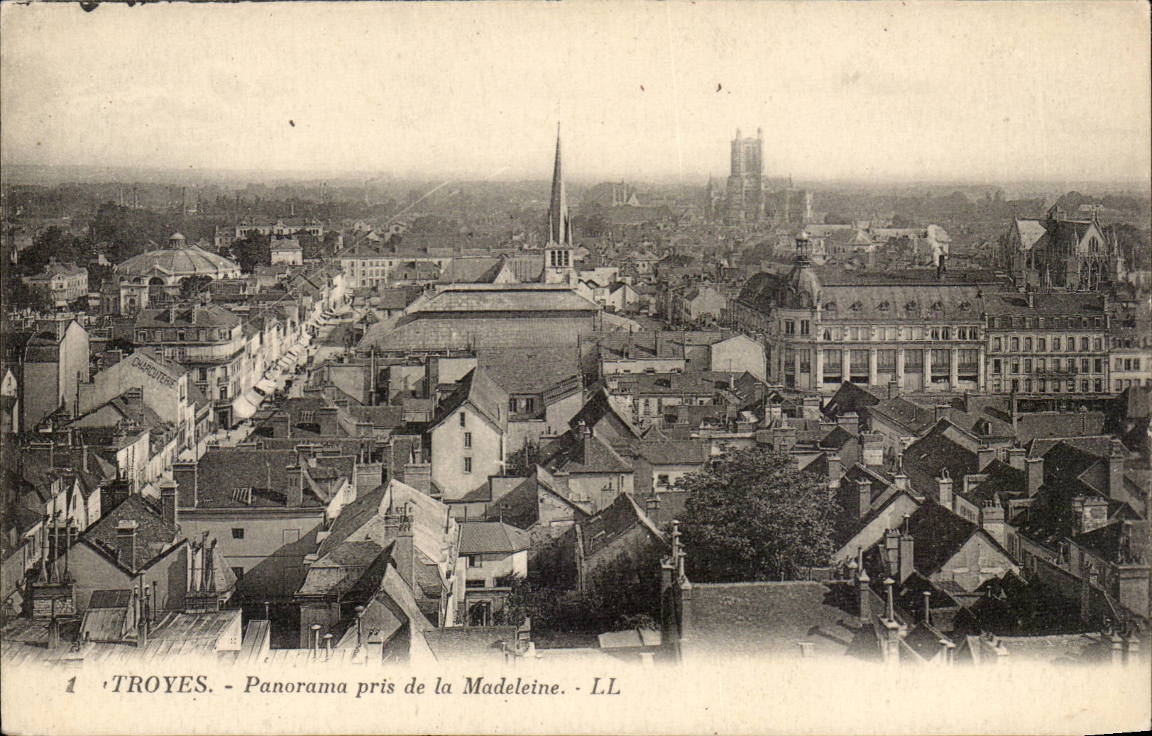 Troyes CPA Panorama taken of the Madeleine