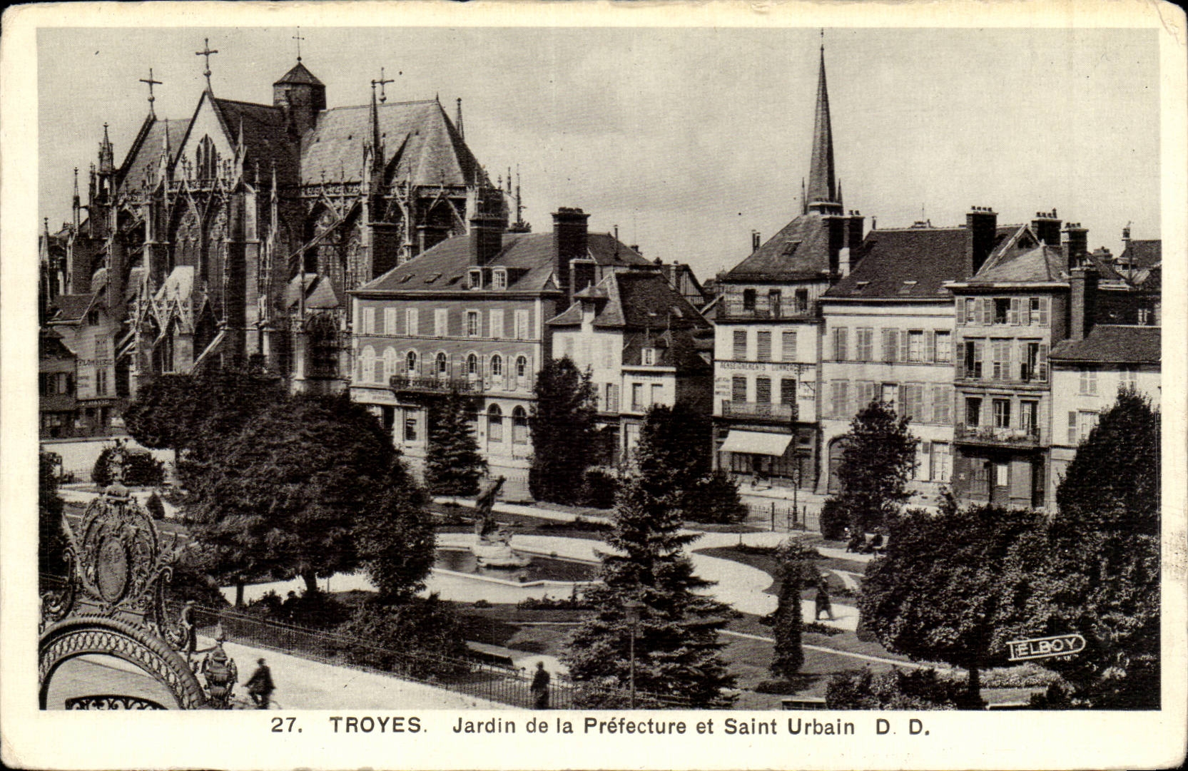 TRoyes CPA Garden of the prefecture and Saint Ubain