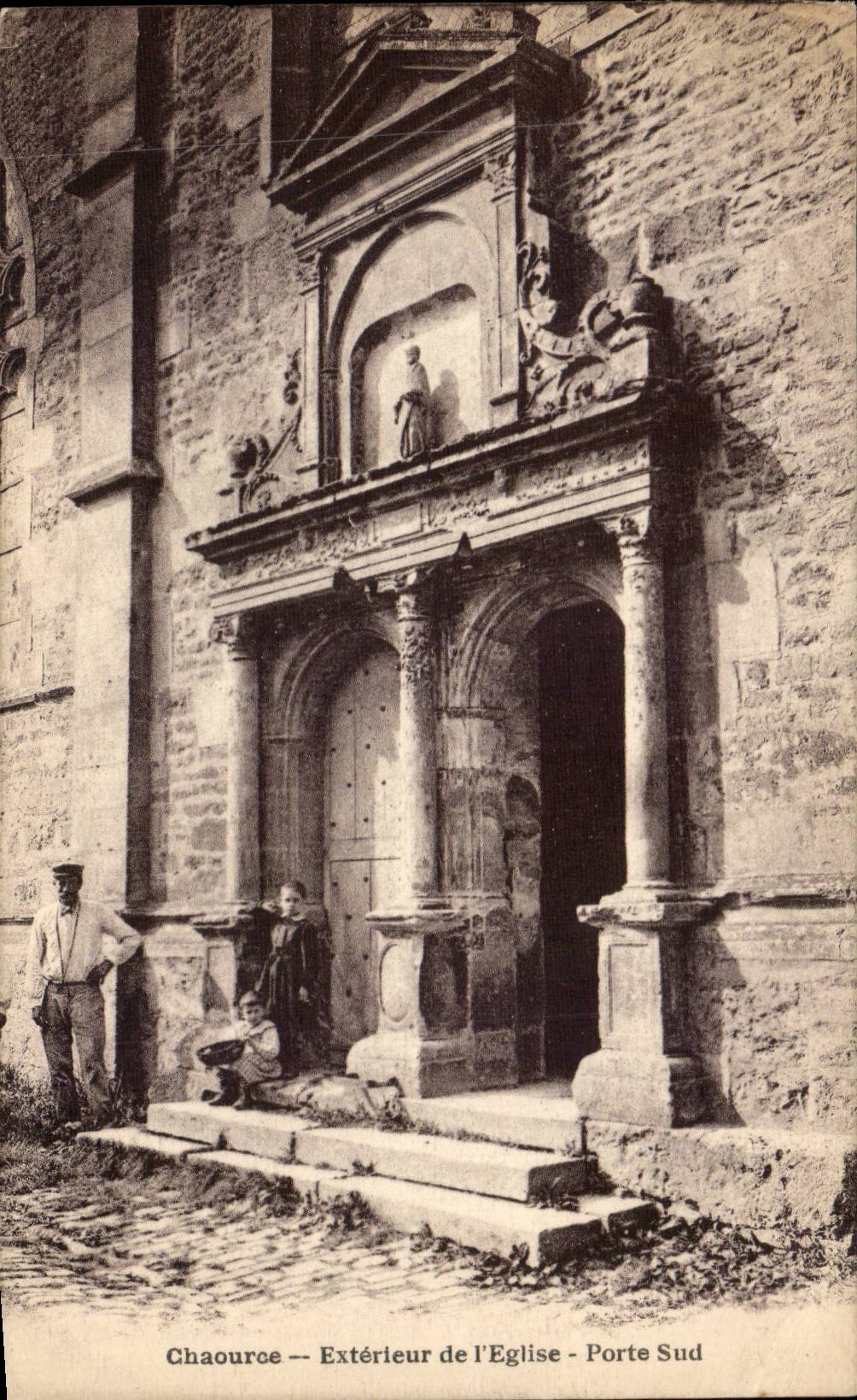 Chaource CPA External of the church southern Gate