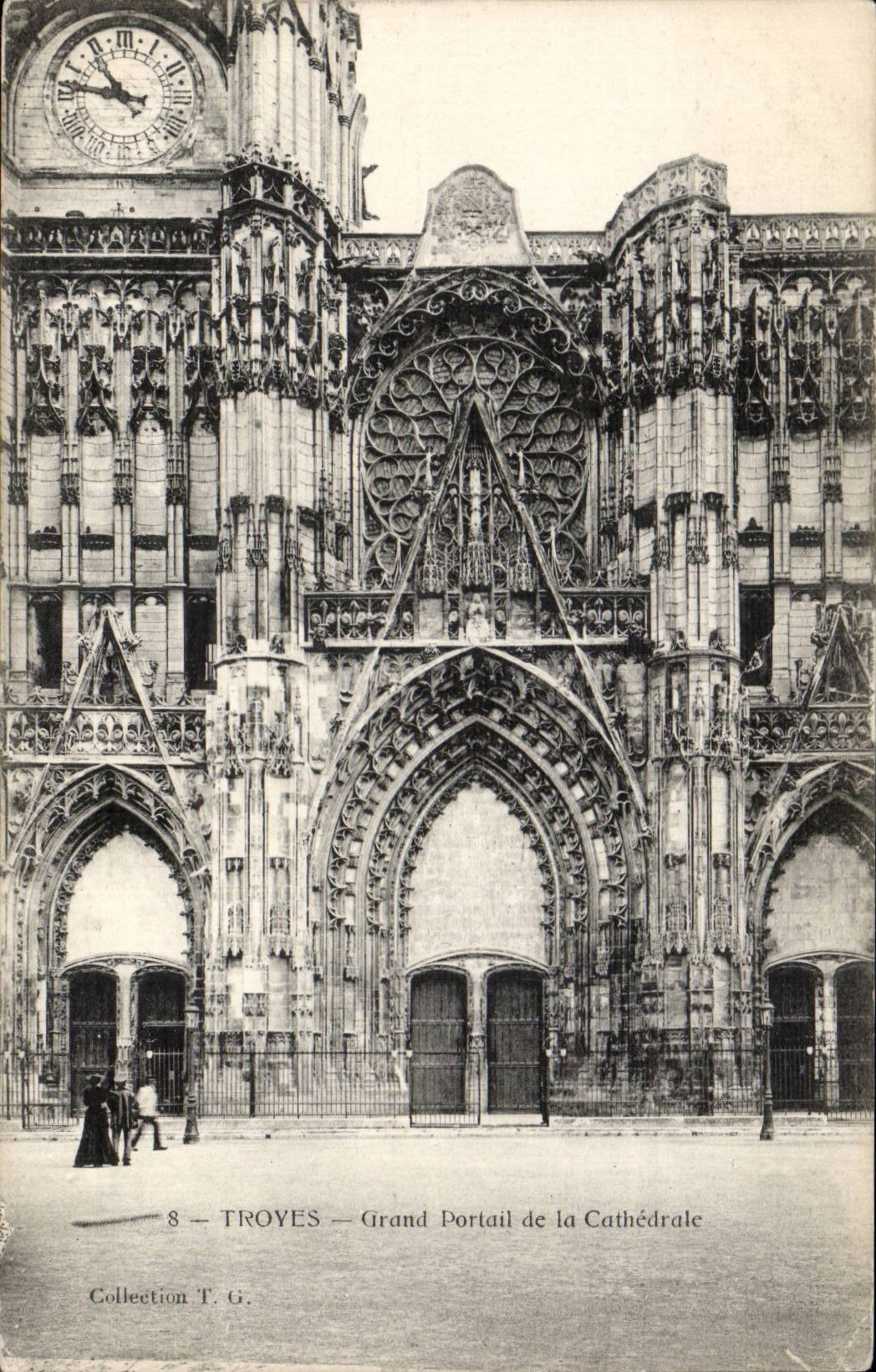Troyes - Large Gate of the Cathedral - CPA