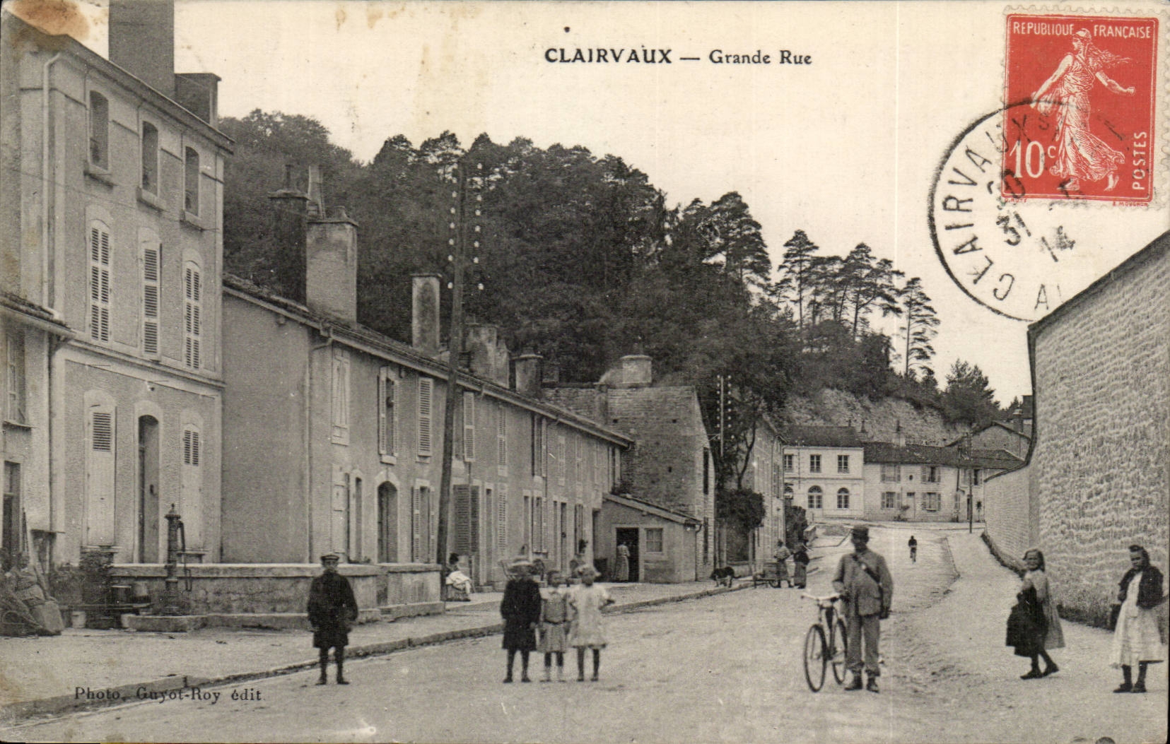 Clairvaux - Main street - CPA