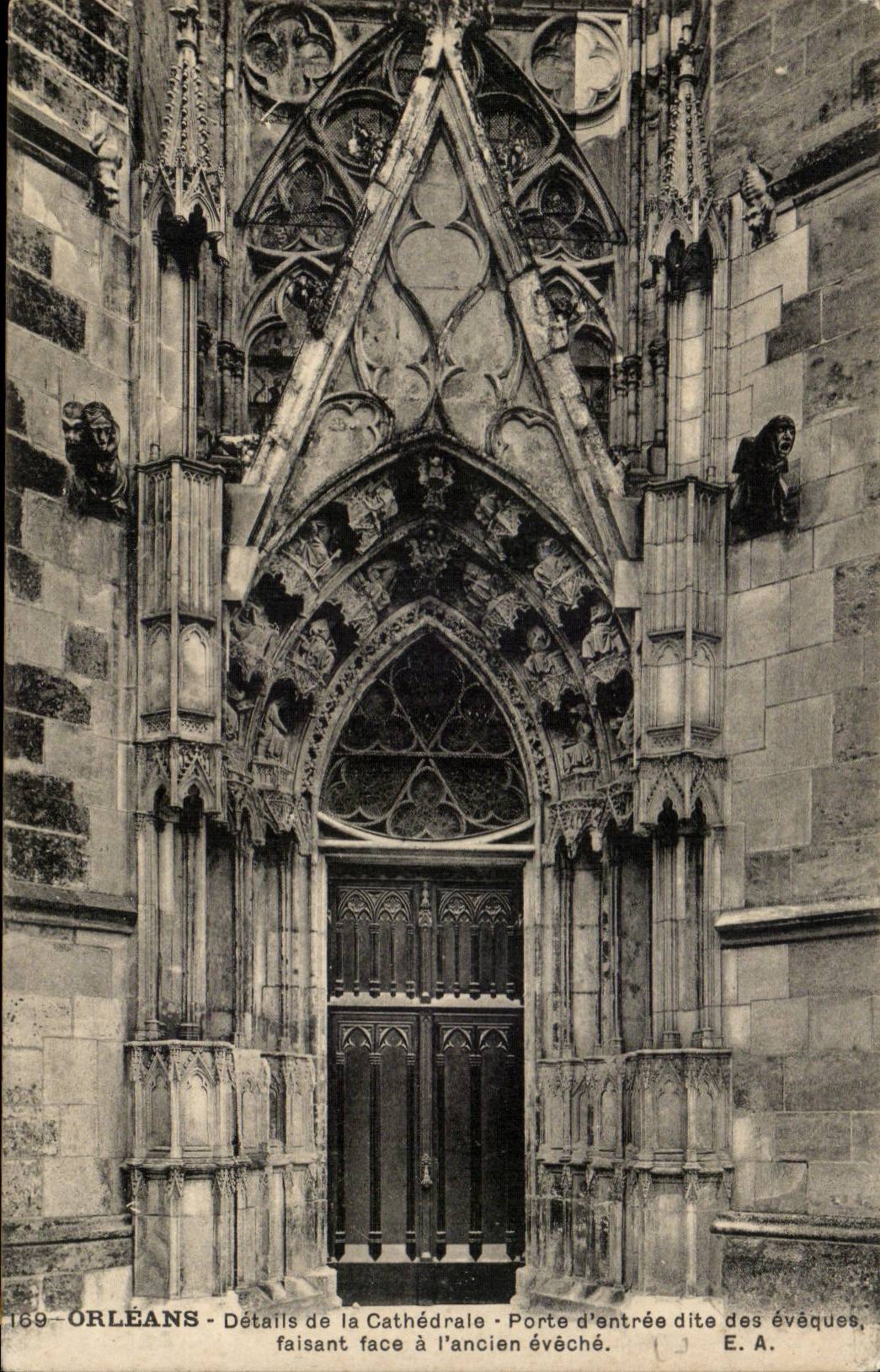 Orleans - Details of the Cathedral - Main door - said bishops - CPA