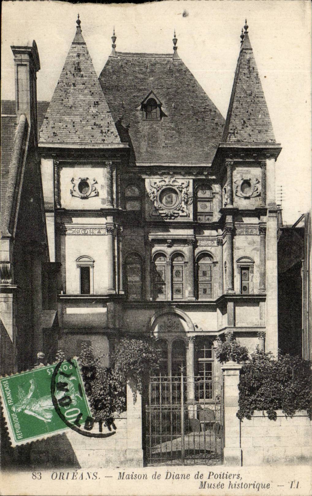 Orleans - House of Diane of Poitiers - CPA