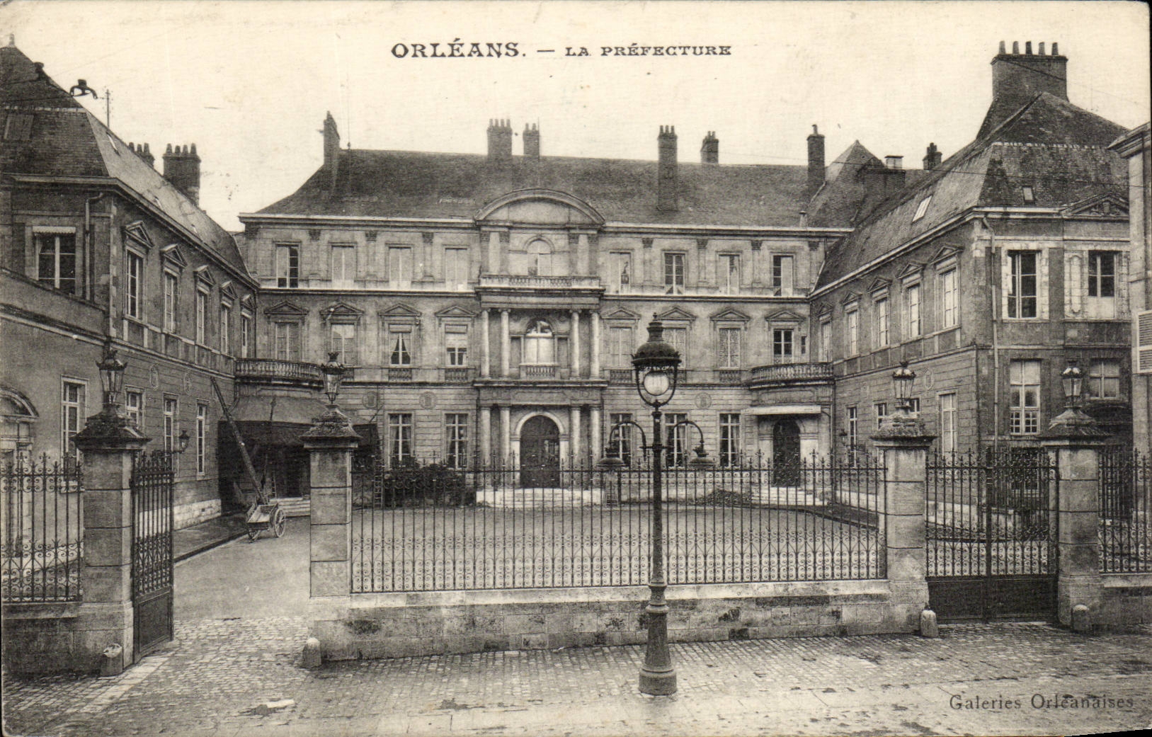 Orleans - Prefecture - CPA