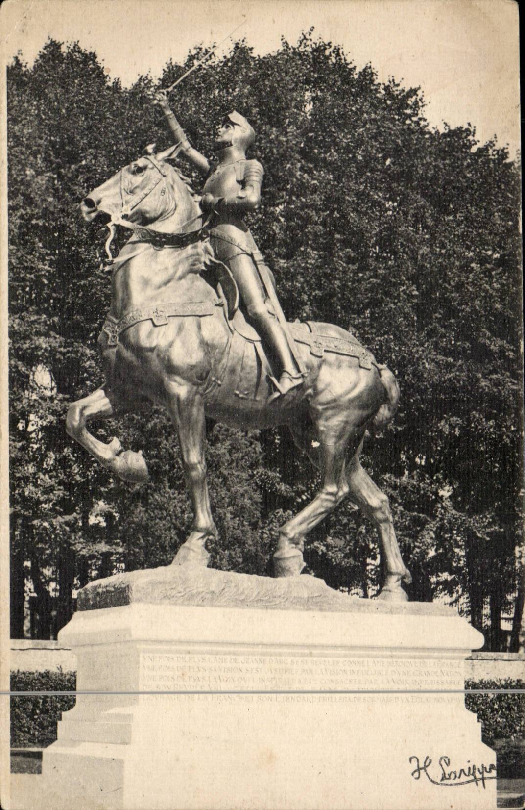 Orleans - Statue Jeanne D' Arc - CPA