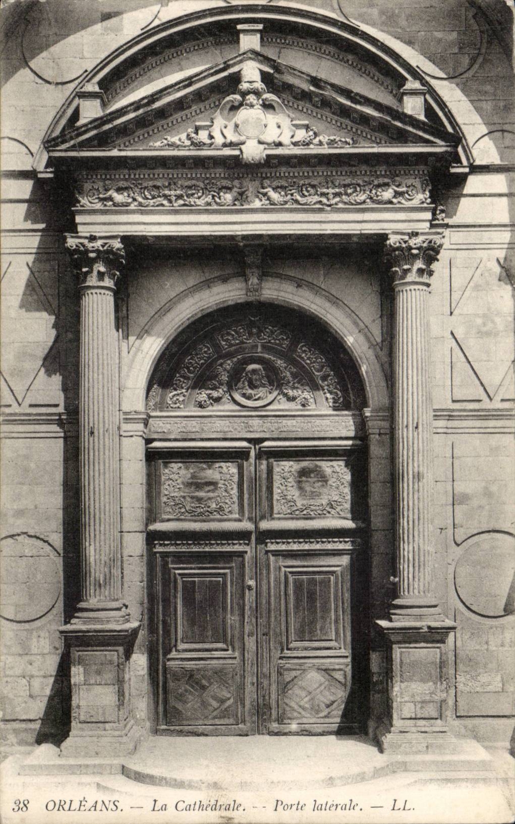 Orleans - carries side - the Cathedral - CPA