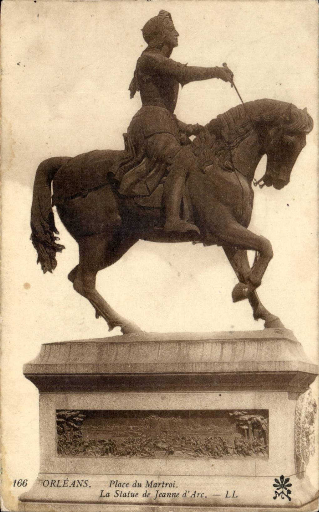 Orleans - Statue of Jeanne d' Arc - CPA