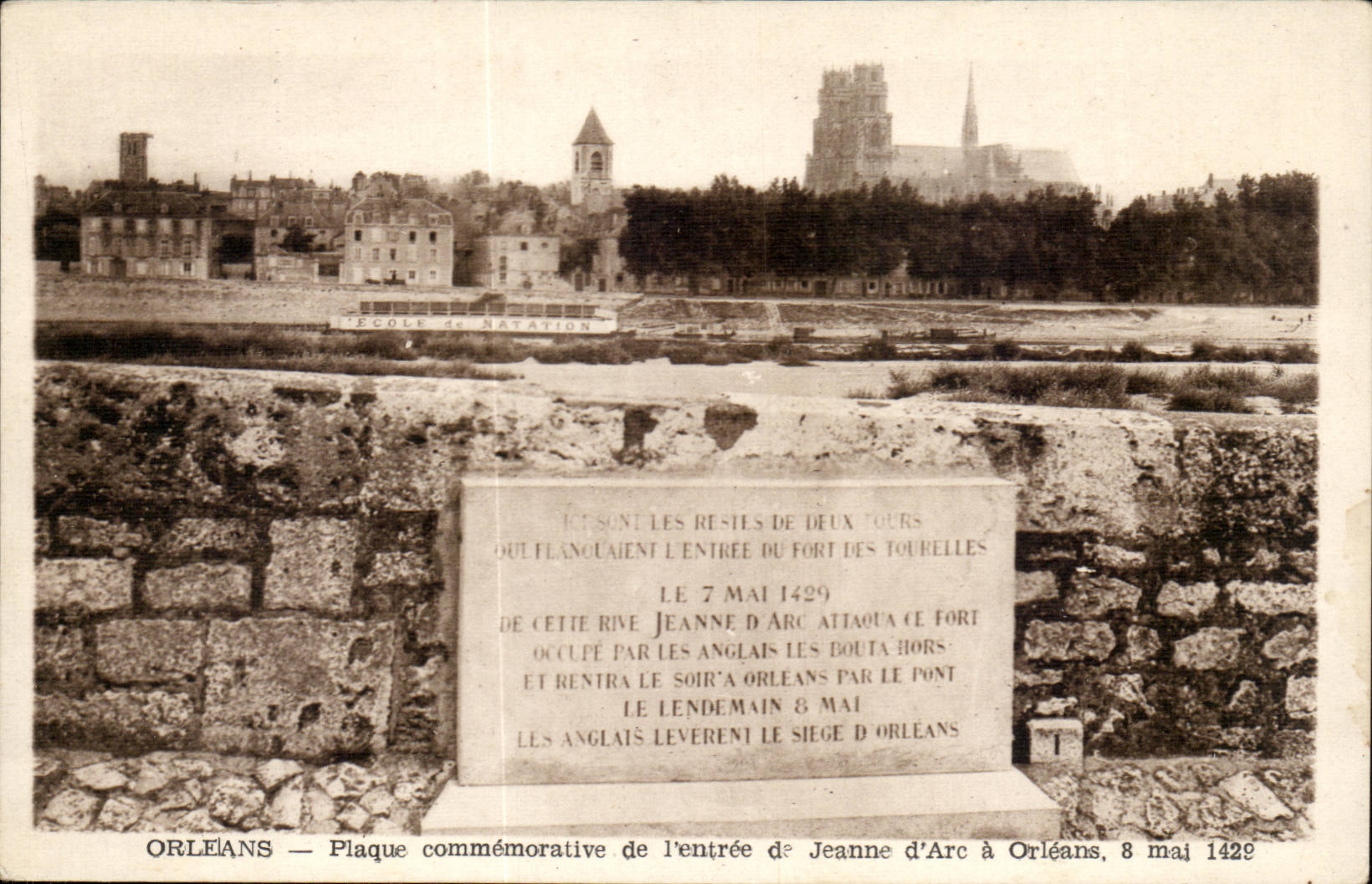 Orleans CPA Commemorative plate of Entering of Jeanne of arc has Orleans May 8th 1429