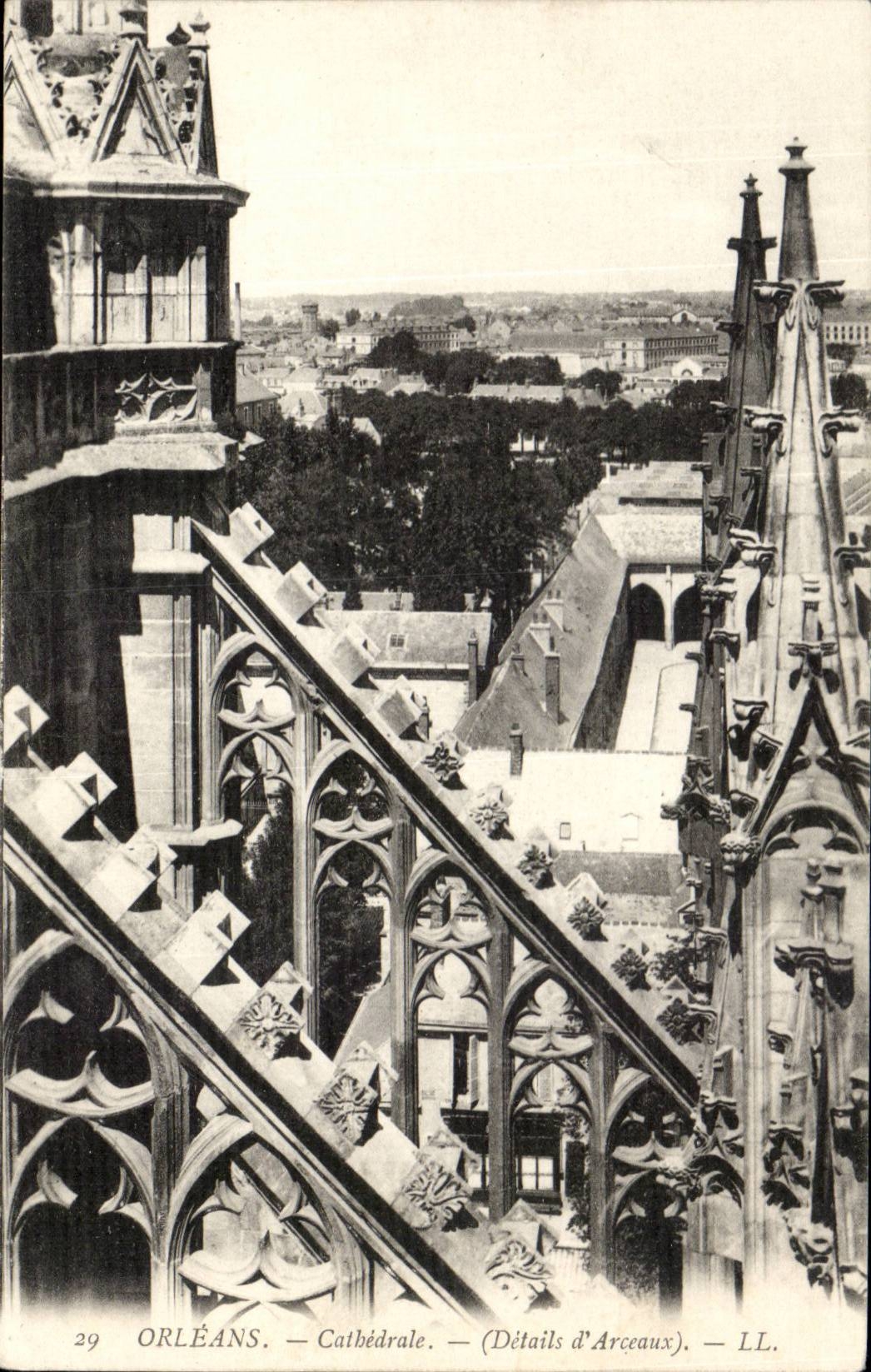 Orleans CPA Cathedral (details of arches)