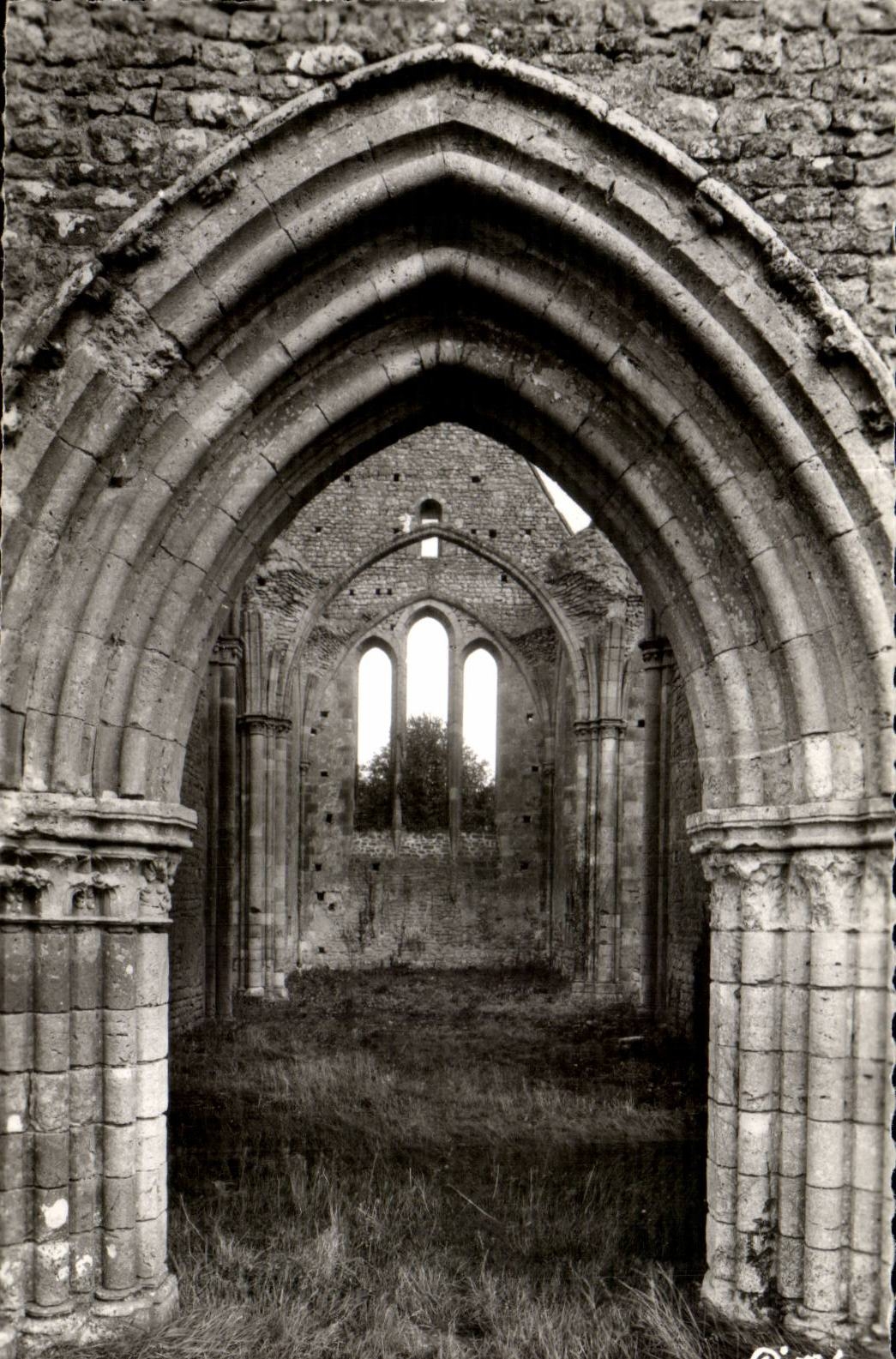 Yevre Cahtel CPA Gantry of the old Church St Lubin