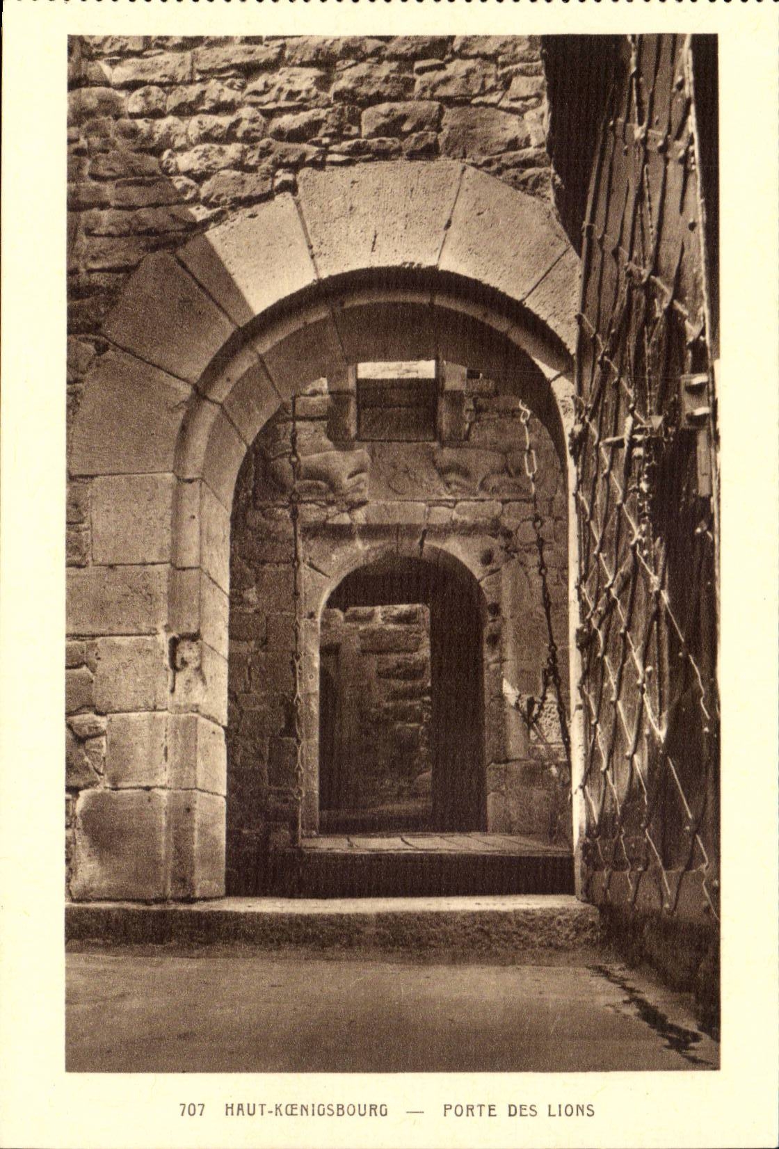 High Koenigsbourg CPA carries lions