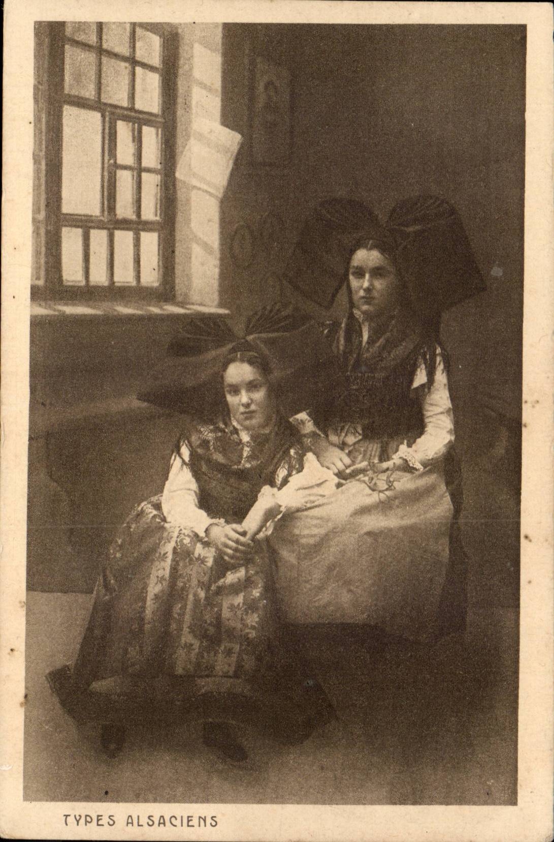 Alsatian Standard CPA (folklore)