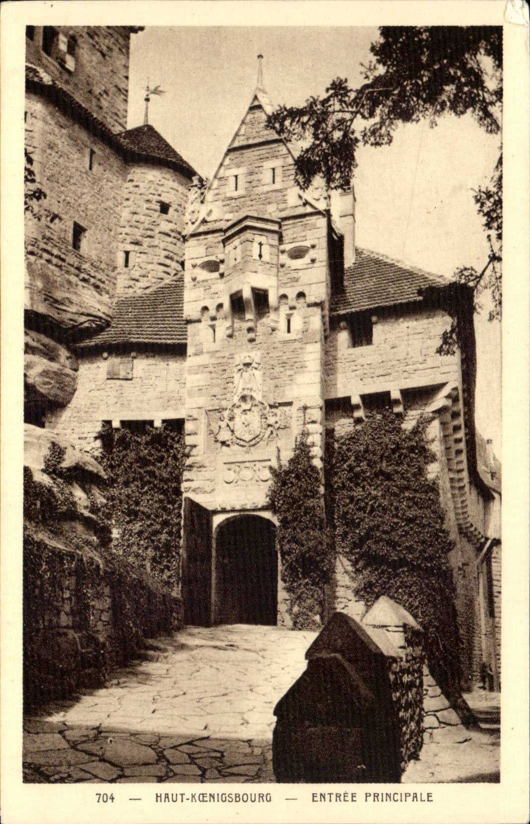 High koenigsbourg CPA Entering principal