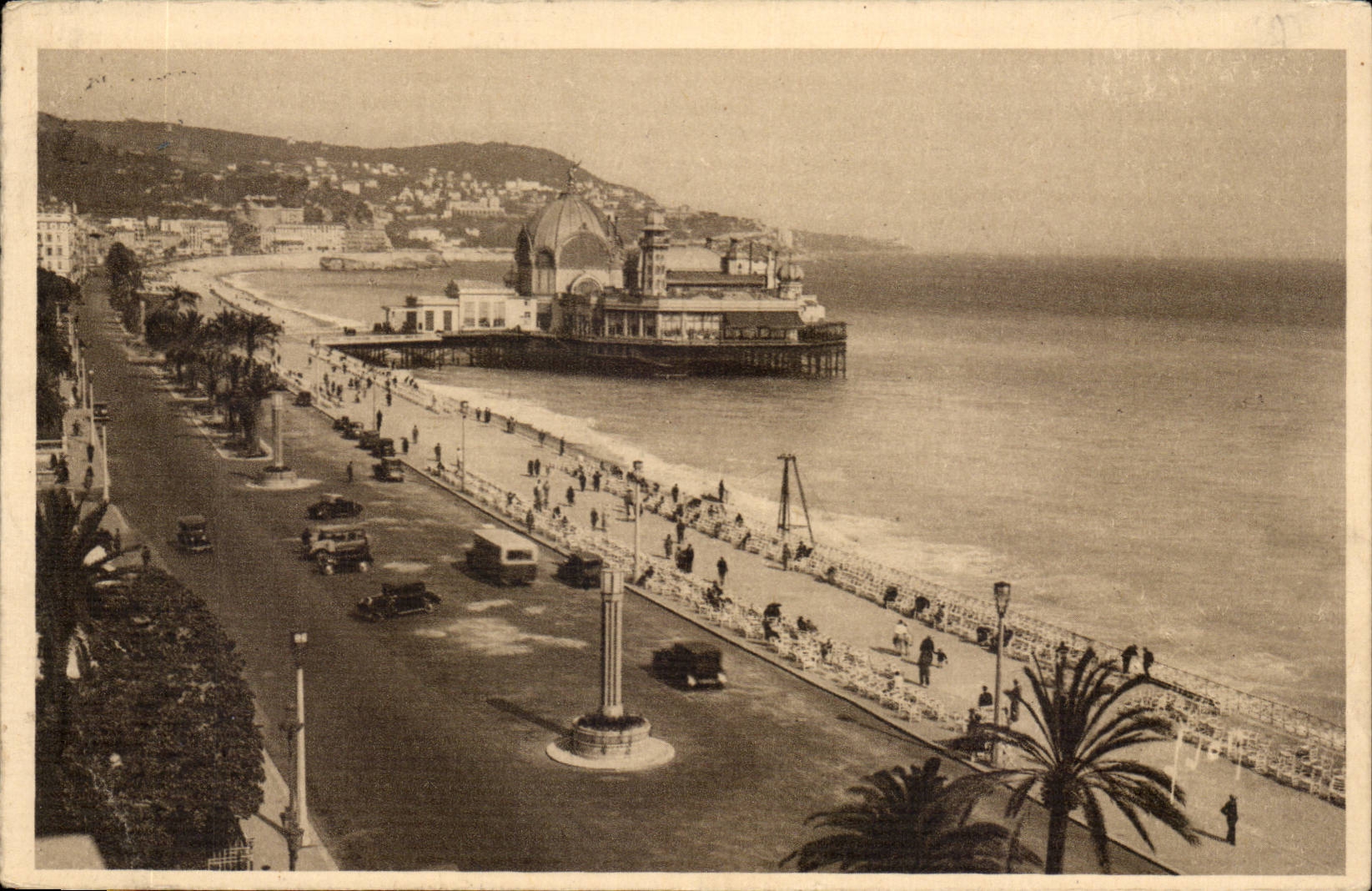 Netter CPA Weg von Englisch und Kasino des Piers