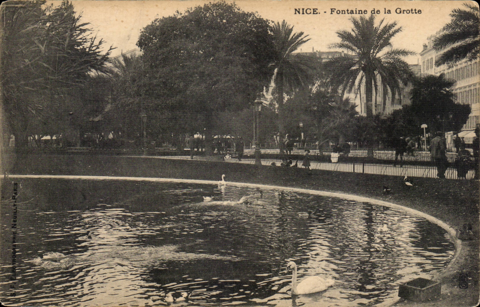 Netter CPA Brunnen der Hohle