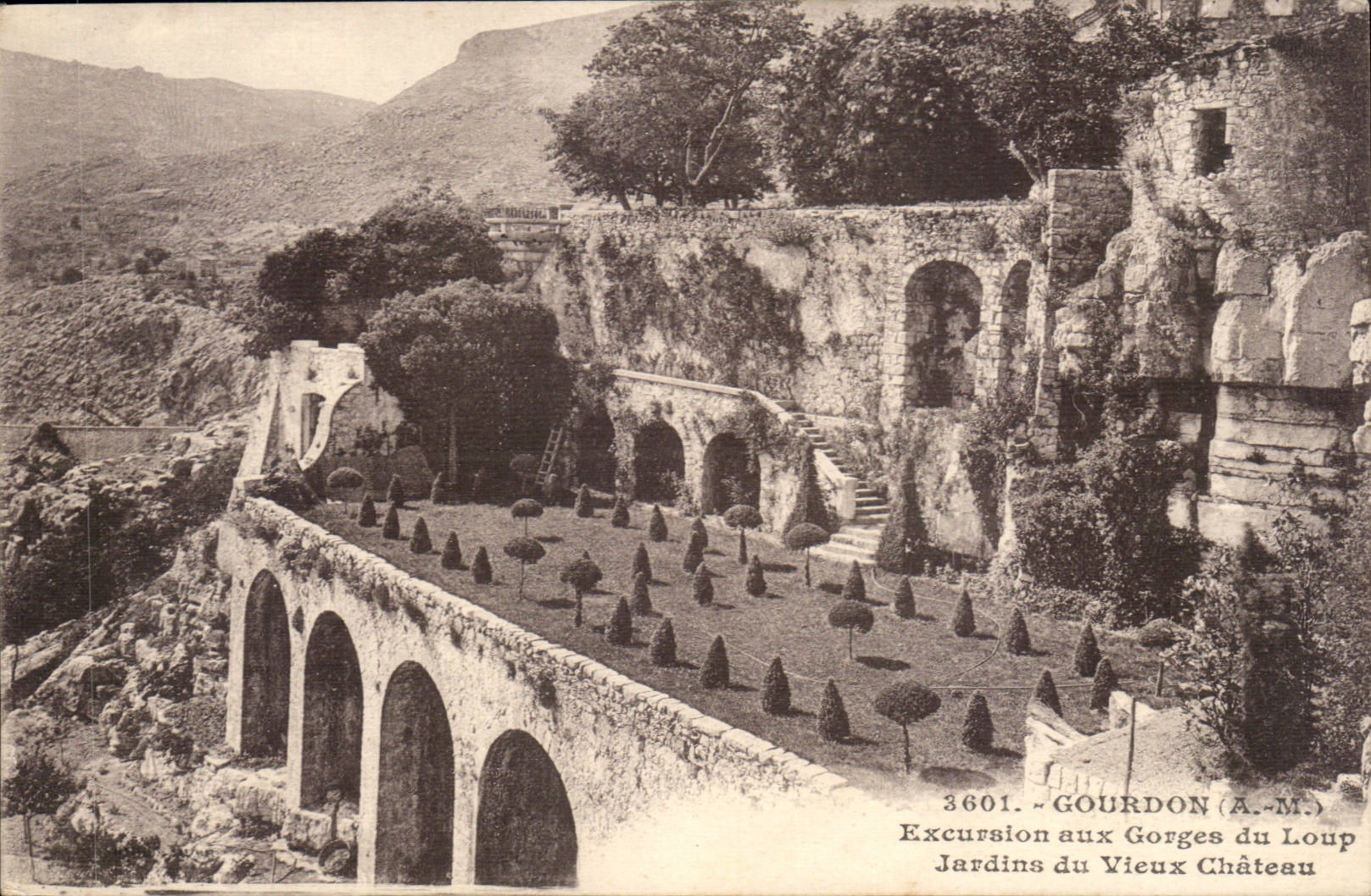 Gourdon CPa Exkursion mit den Kehlen der Wolf Garten des alten Schlosses