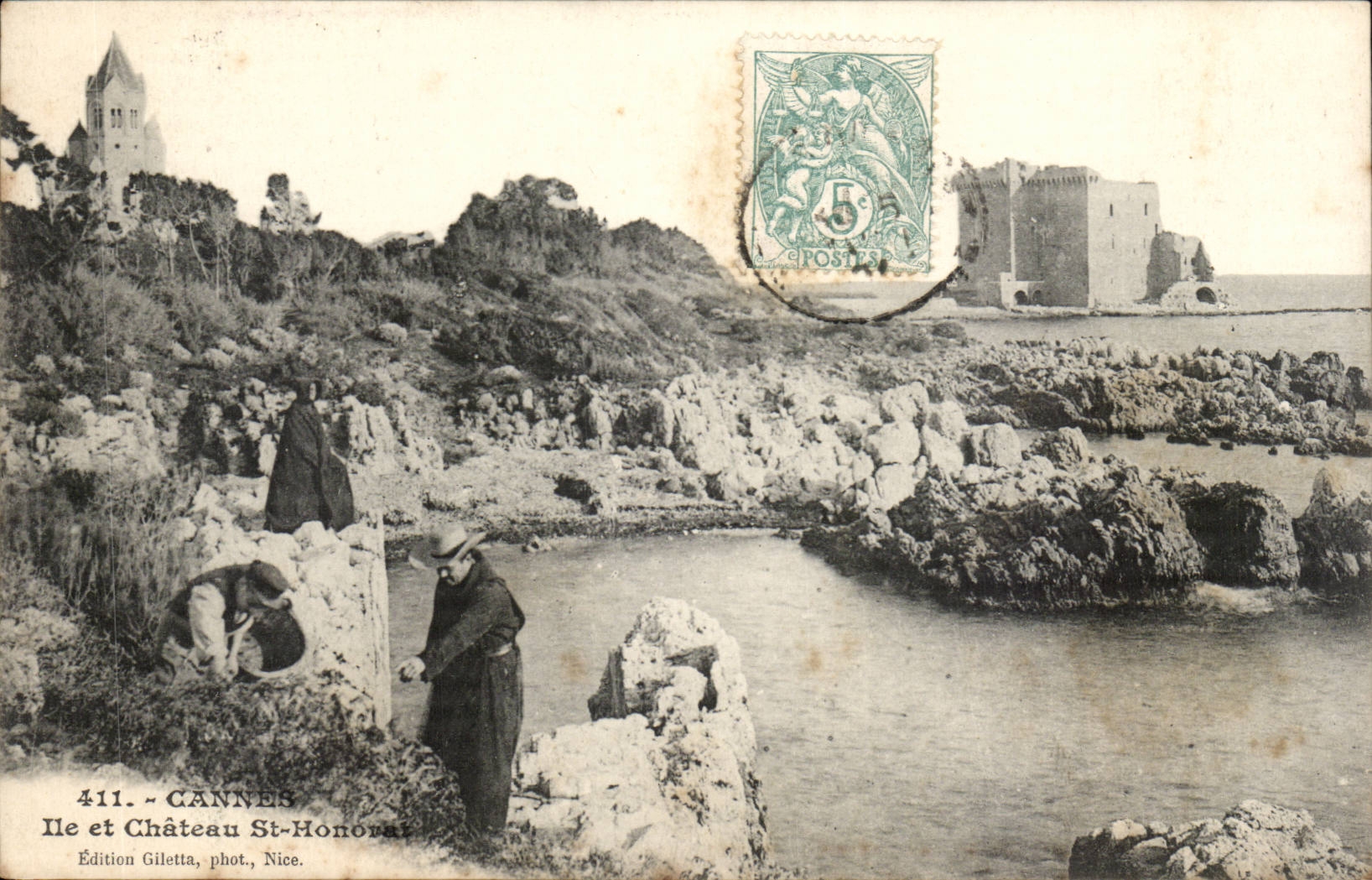 Cannes CPA Island and castle St honorat