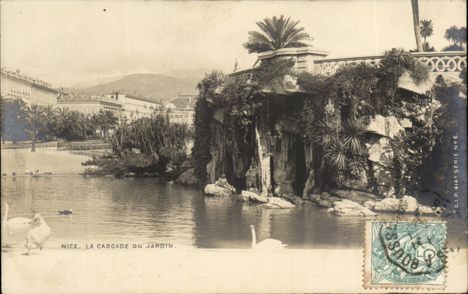 Nettes CPA die Kaskade des Gartens