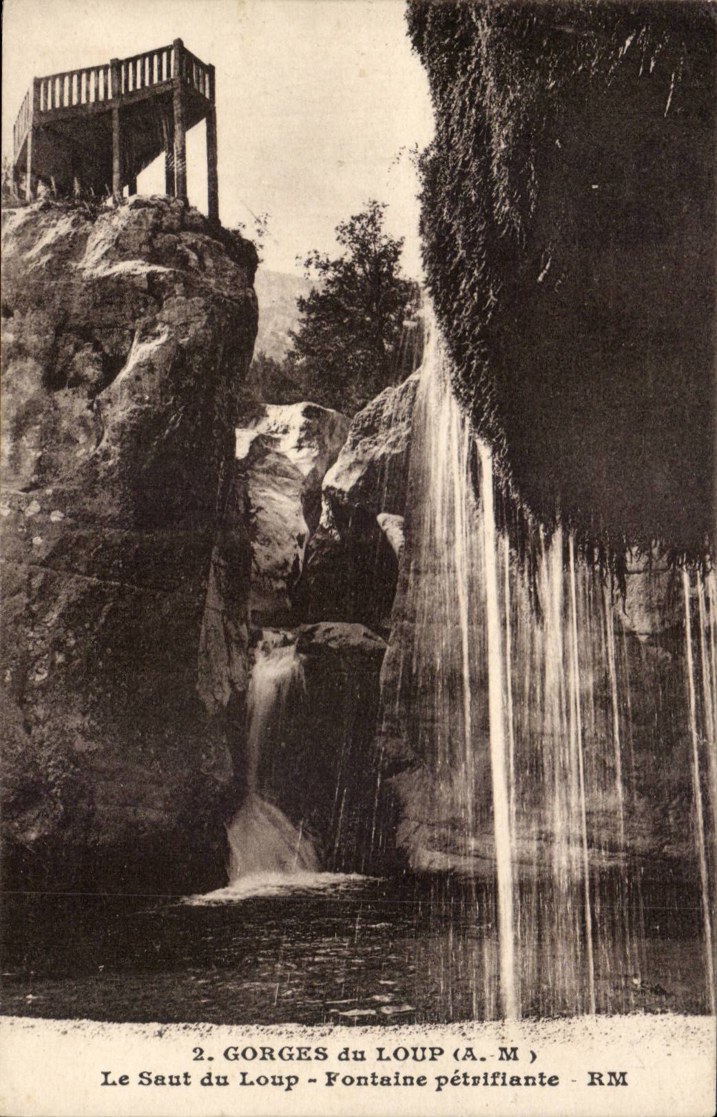 Falle des Wolf cPA der Sprung des Wolf versteinernden Brunnens