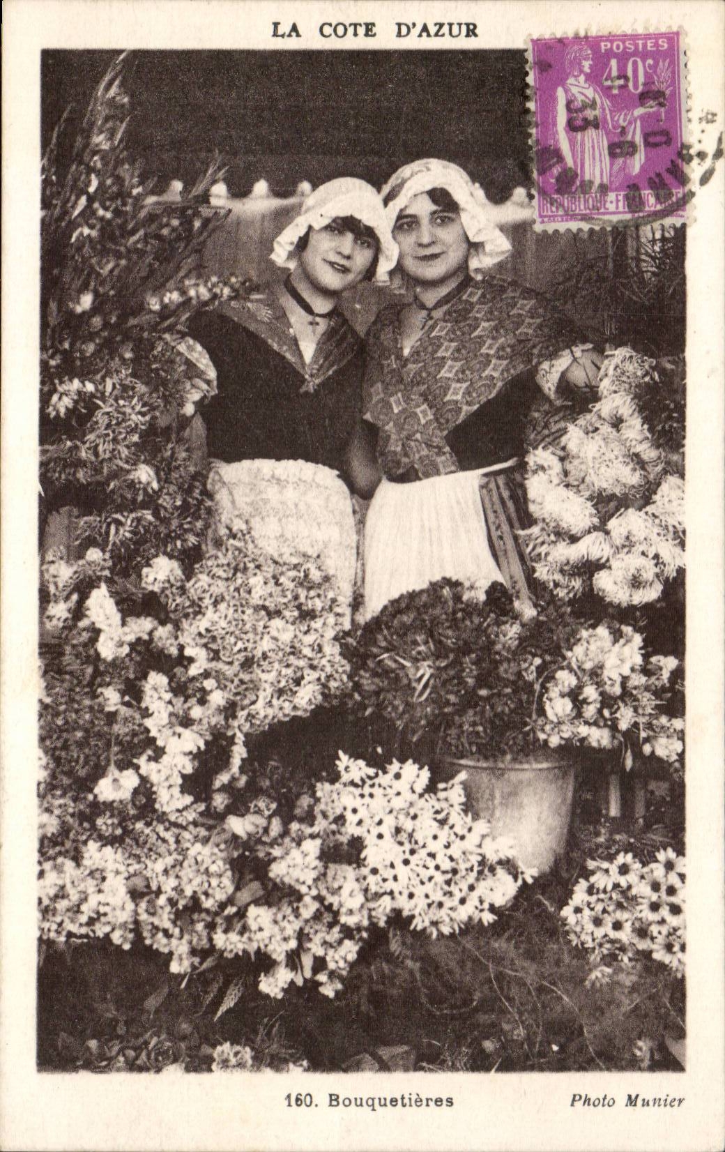 Massazurblau CPA Bouquetieres