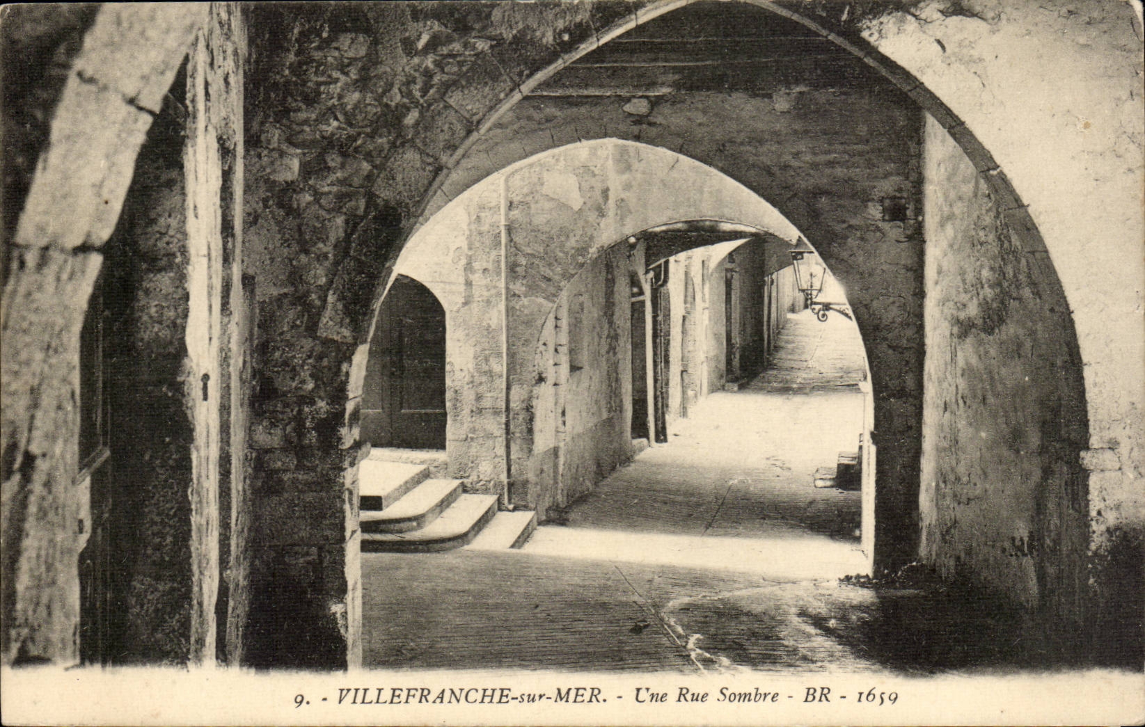 Villefranche on sea cPA a street sinks