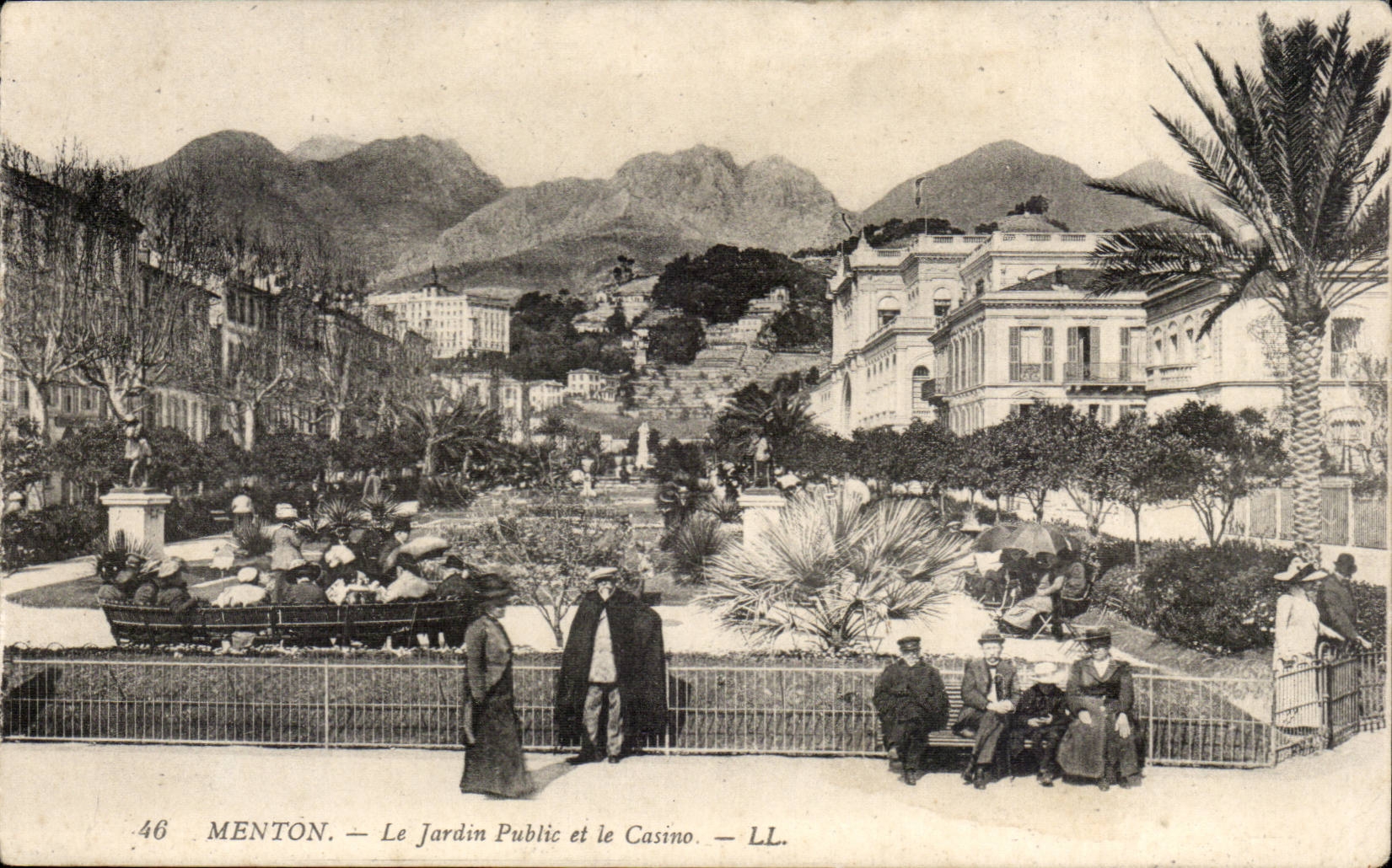 Menton - the Park and the Casino - CPA