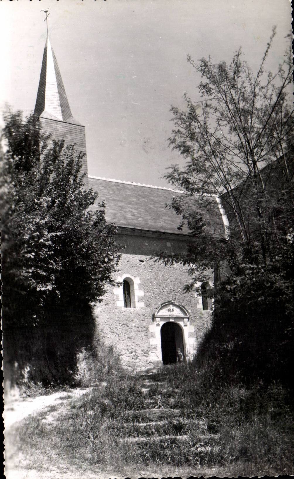 Essards - the Church - CPA