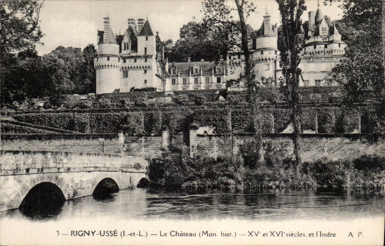 Rigny Usse - Le Chateau et l'Indre - CPA