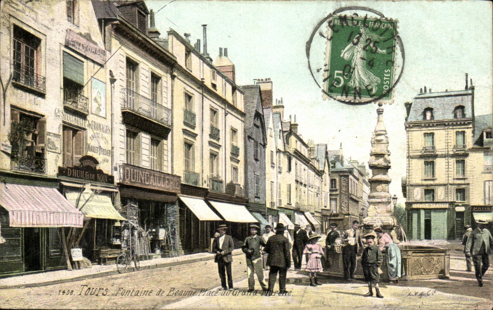 Tours - Fontaine de Beaune - Quincaillerie - la Place - CPA