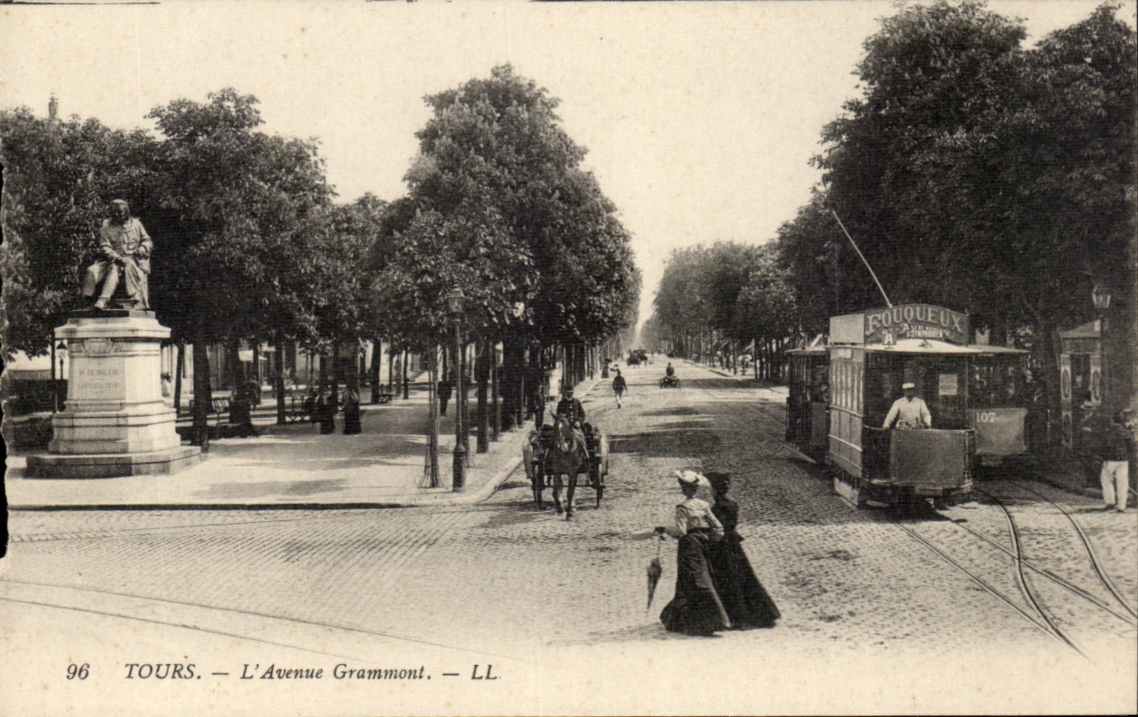 Tours - L'Avenue Grammont - CPA 