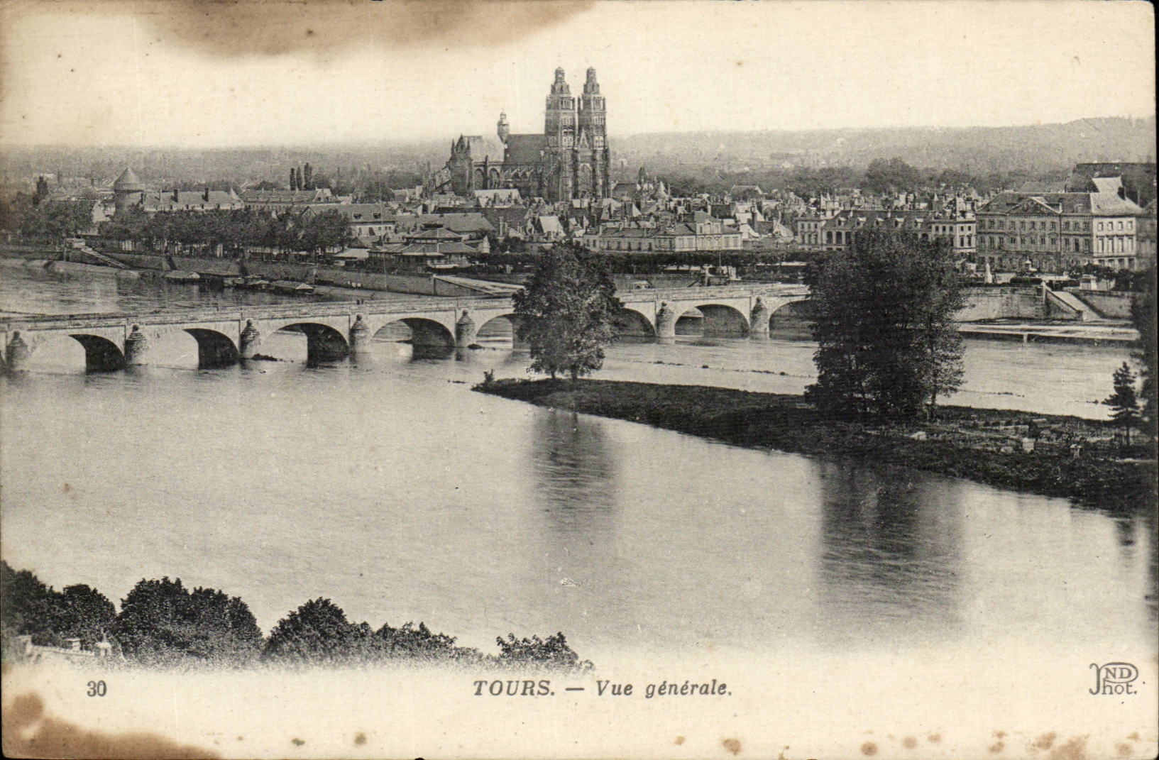 Tours - Vue Generale - CPA 