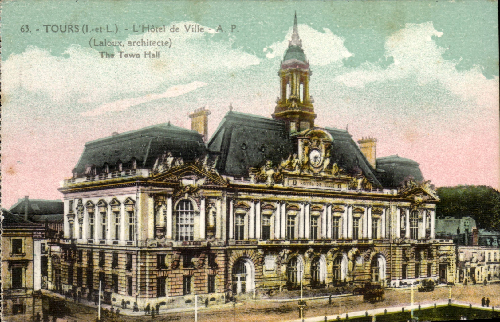 Tours CPA L'hotel de ville 