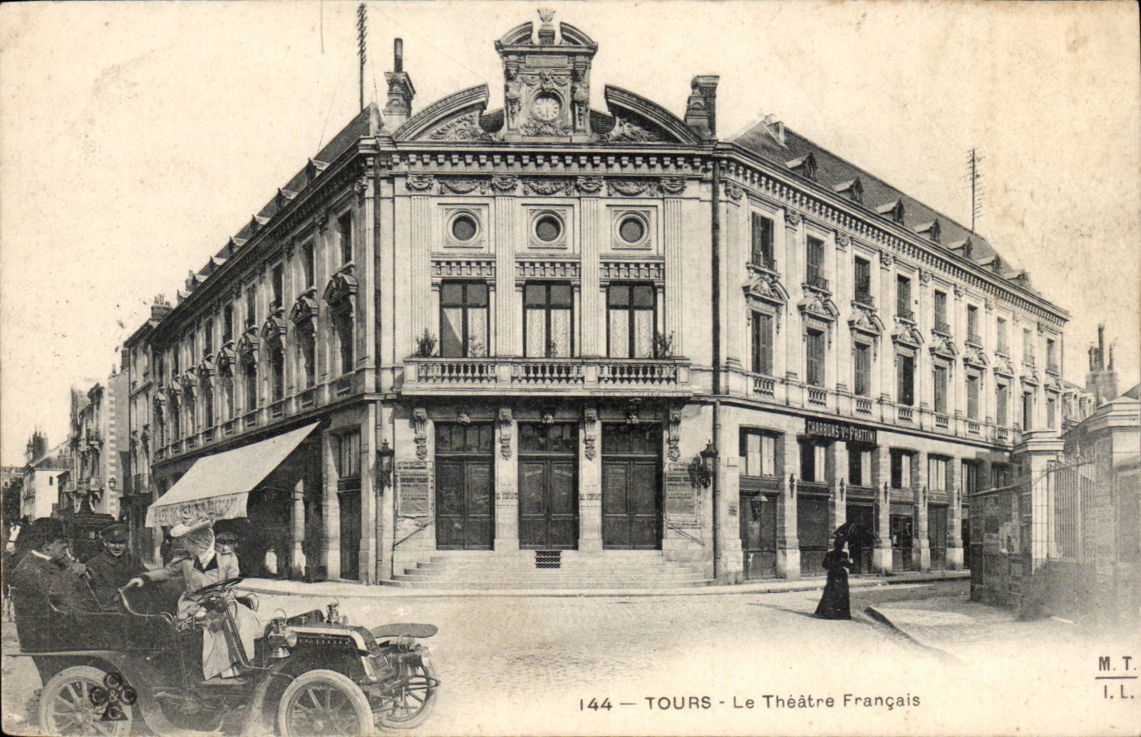 Tours CPA le theatre francais (automobile)