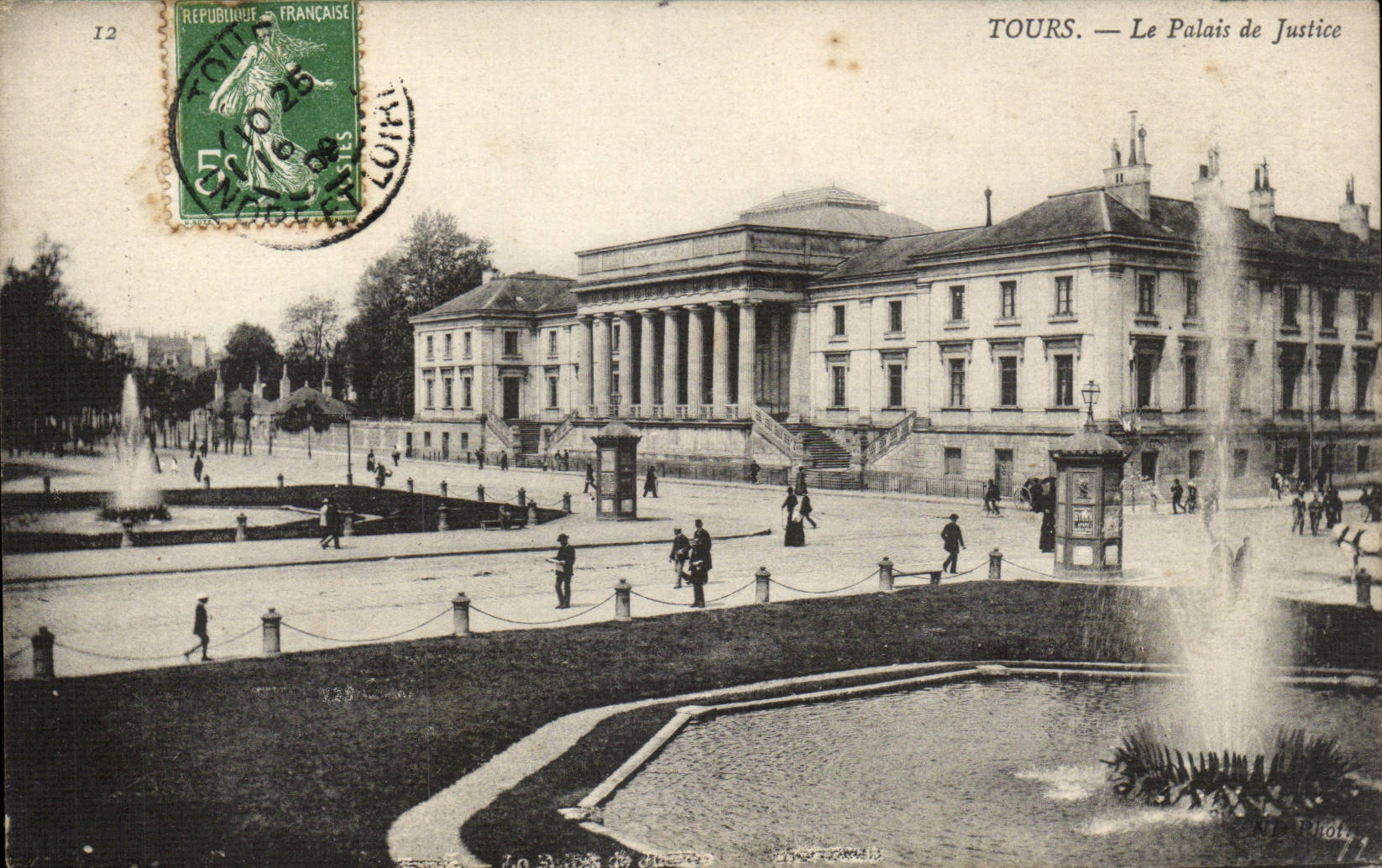 Tours CPA le palais de justice
