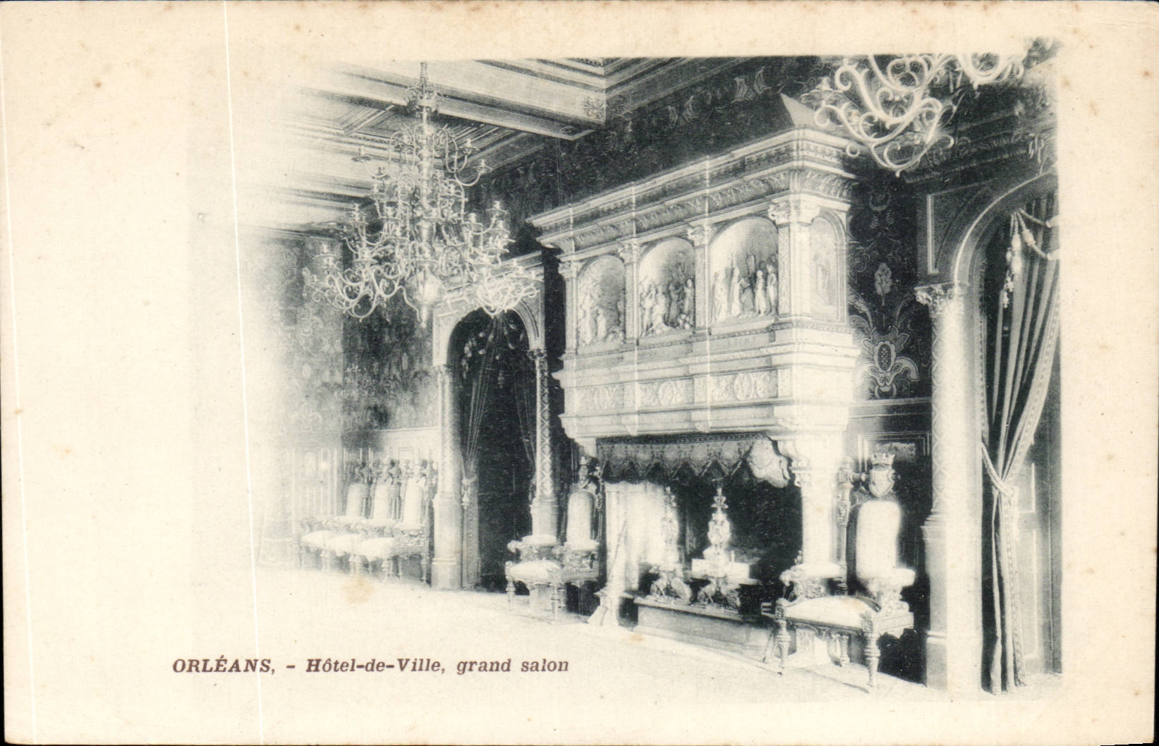 Orleans CPA Town hall Large living room